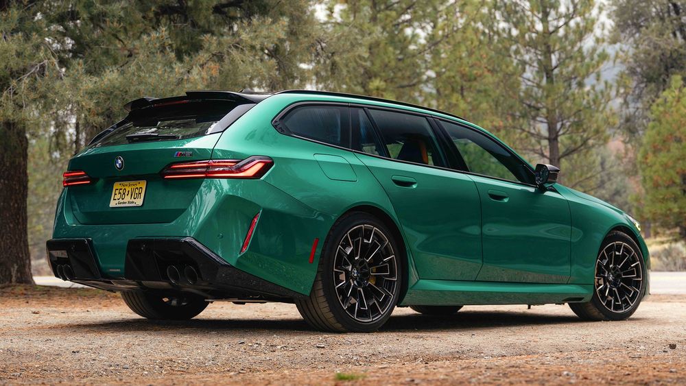30 2026 BMW M5 Touring rear view