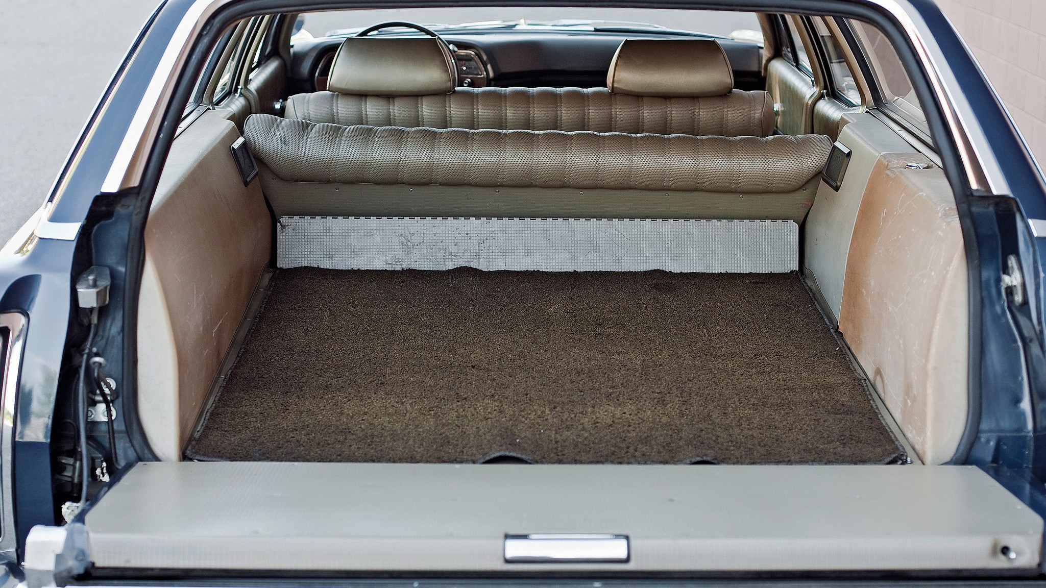 016 1969 chevrolet kingswood estate vs ford country squire