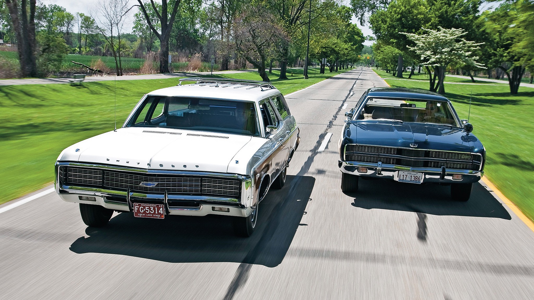 034 1969 chevrolet kingswood estate vs ford country squire