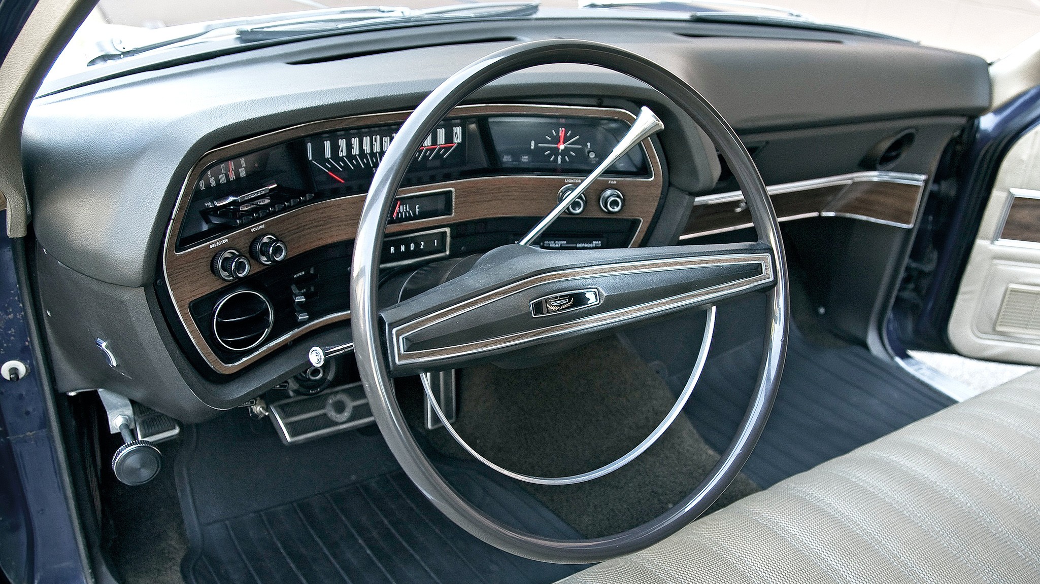 015 1969 chevrolet kingswood estate vs ford country squire