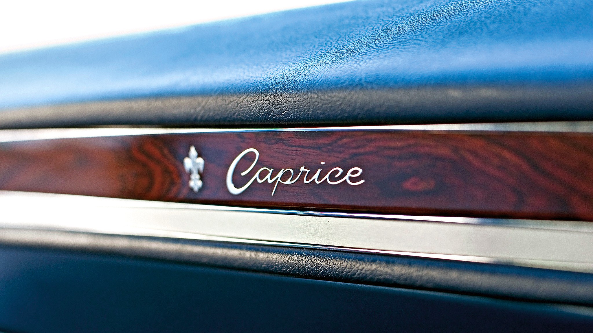 025 1969 chevrolet kingswood estate vs ford country squire