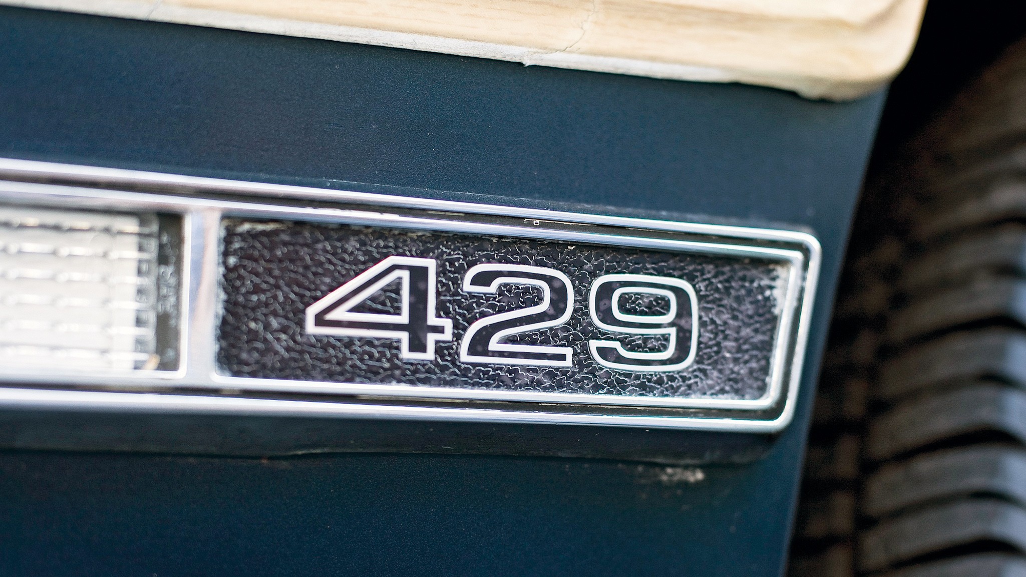 027 1969 chevrolet kingswood estate vs ford country squire