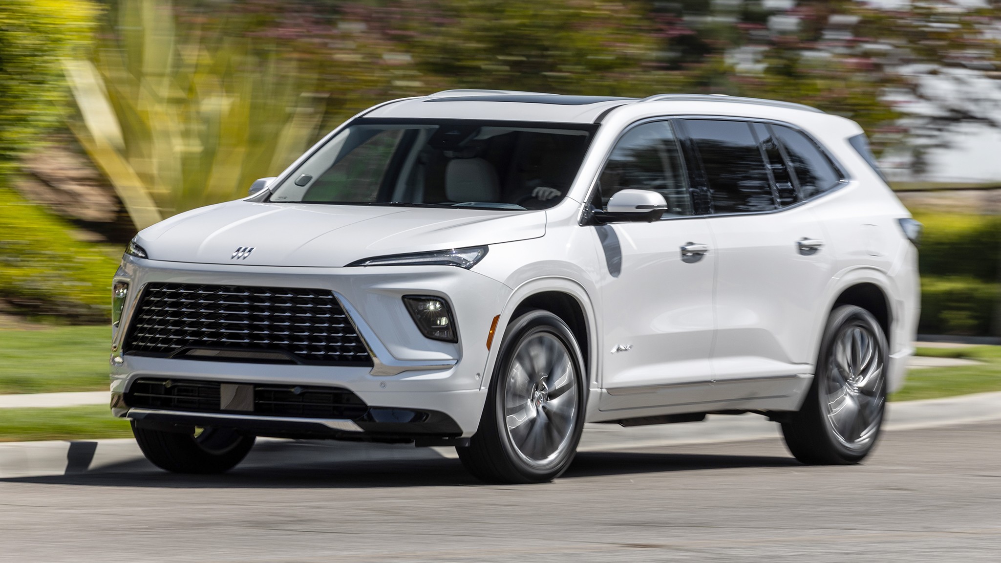 LEAD 014 2025 Buick Enclave Avenir AWD