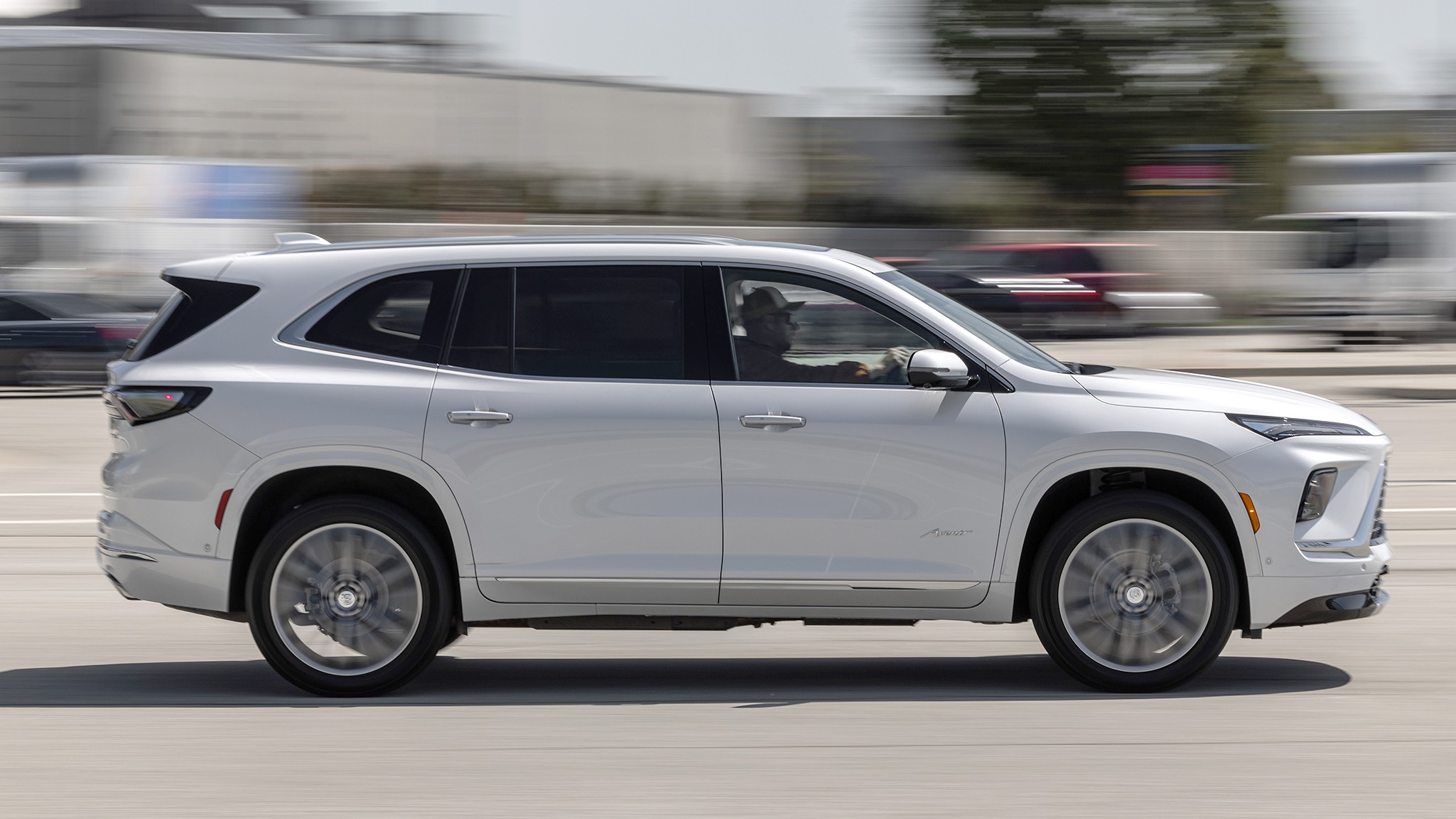 008 2025 Buick Enclave Avenir AWD