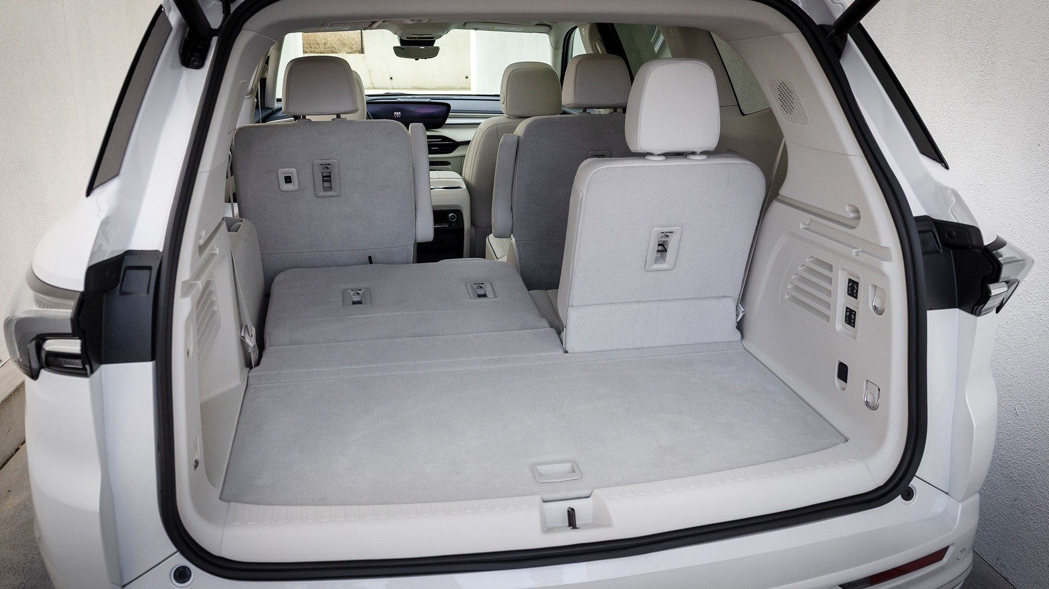 022 2025 Buick Enclave Avenir AWD