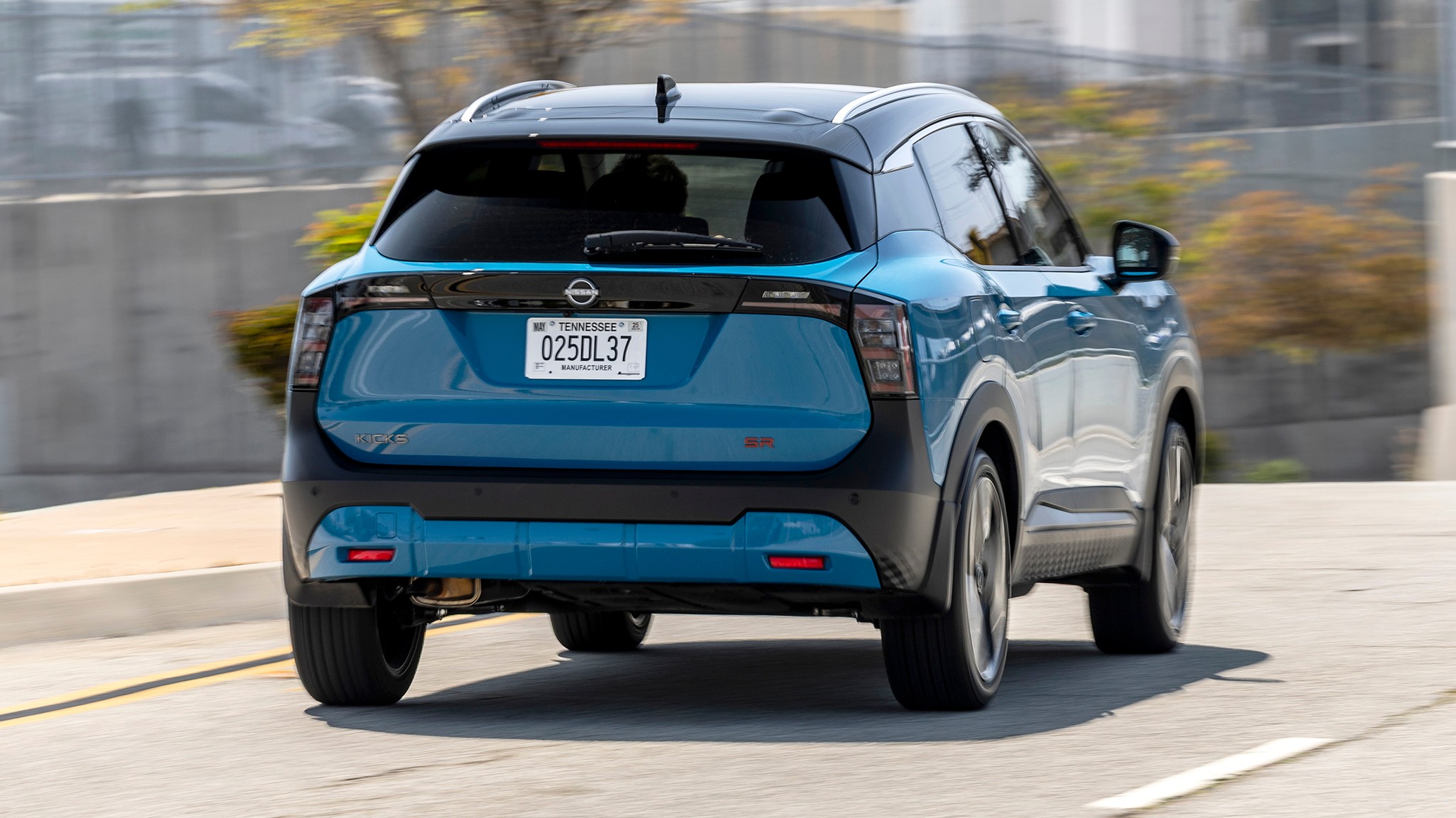 004 2025 Nissan Kicks