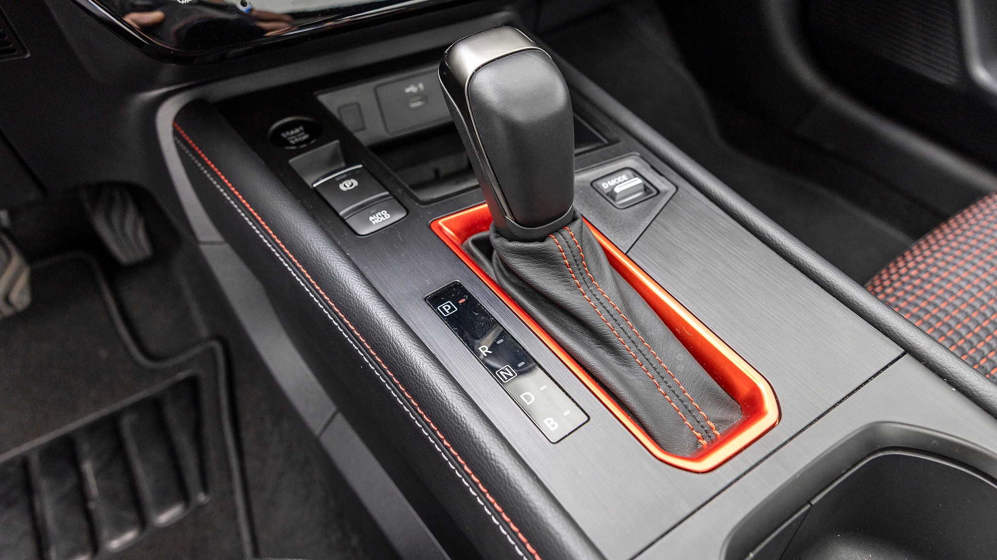 015 2025 Nissan Kicks