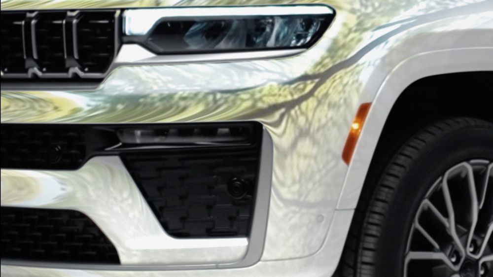 2026 Jeep Grand Cherokee teaser 3