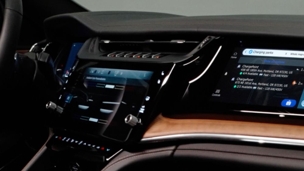 2026 Jeep Grand Cherokee teaser 4