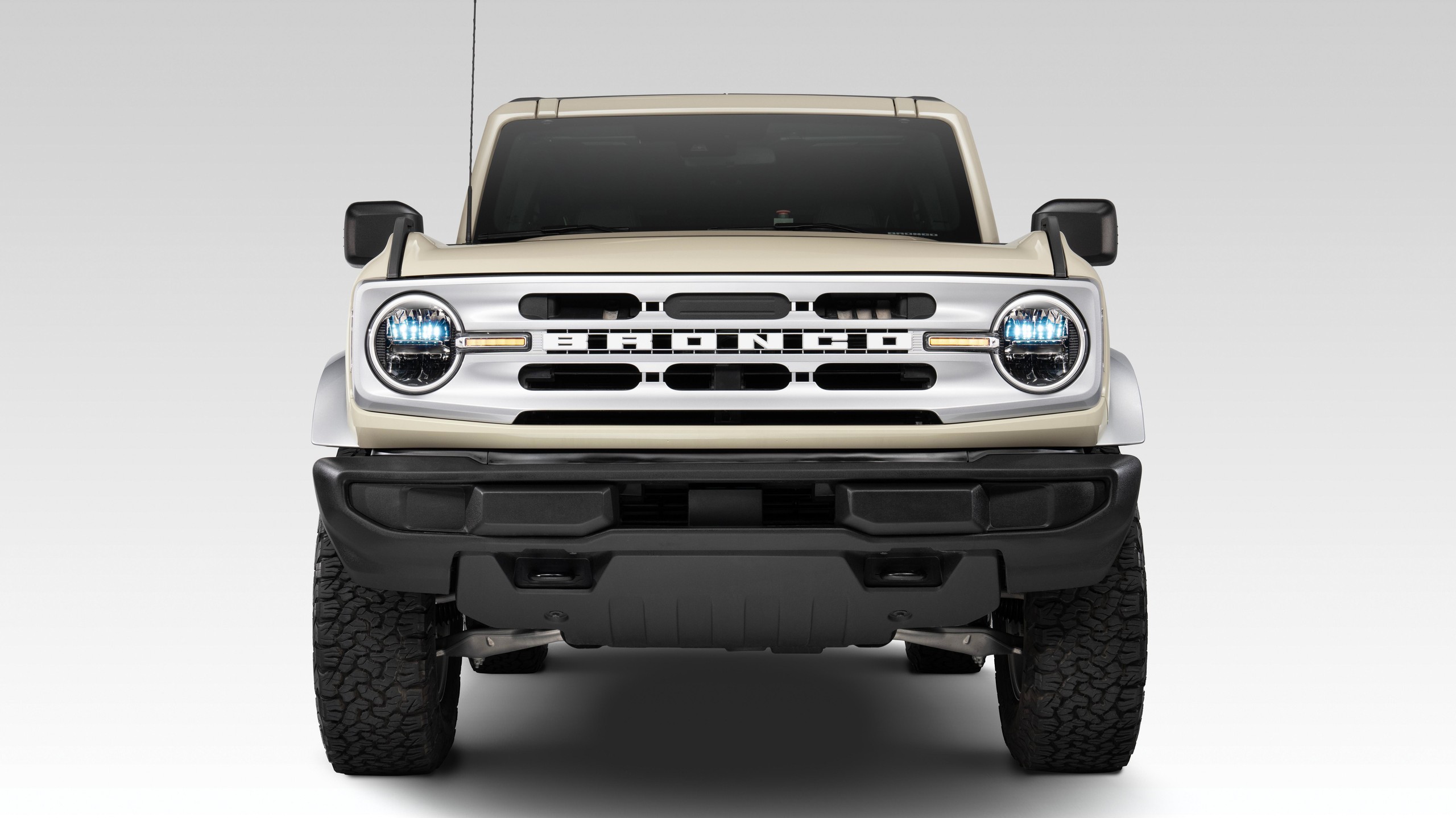 2025 Ford Performance Bronco Coastal package 17