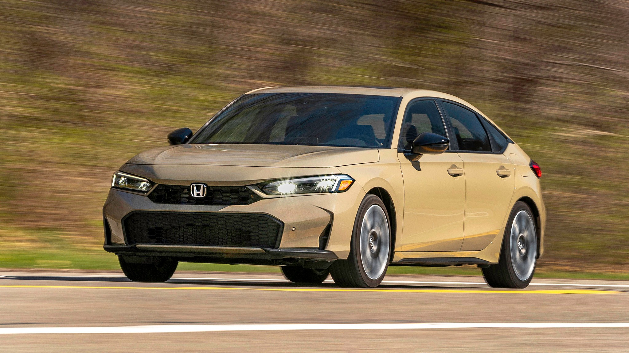 LEAD 004 Honda Civic Hatchback Sport Touring Hybrid