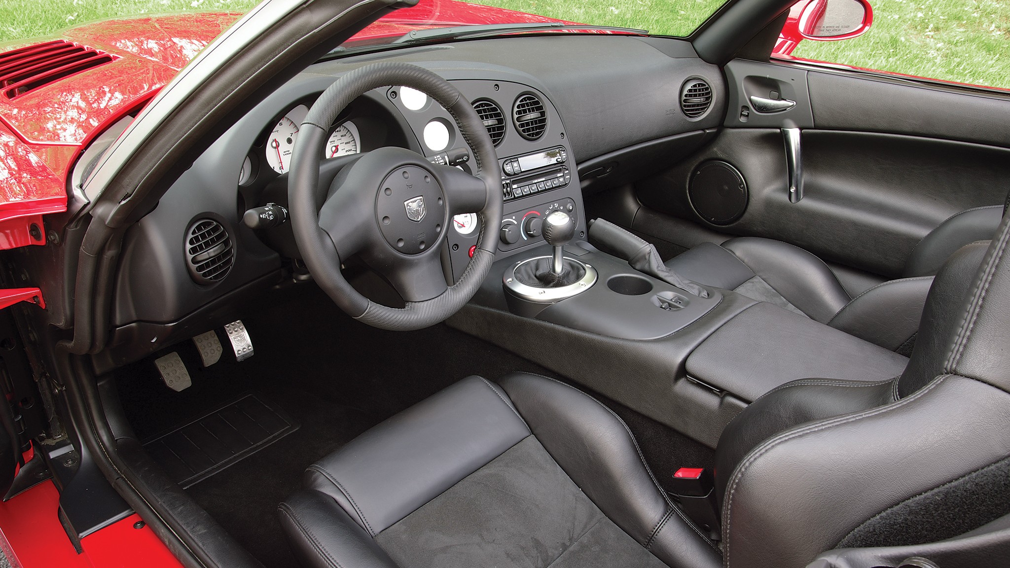 007 2004 dodge viper