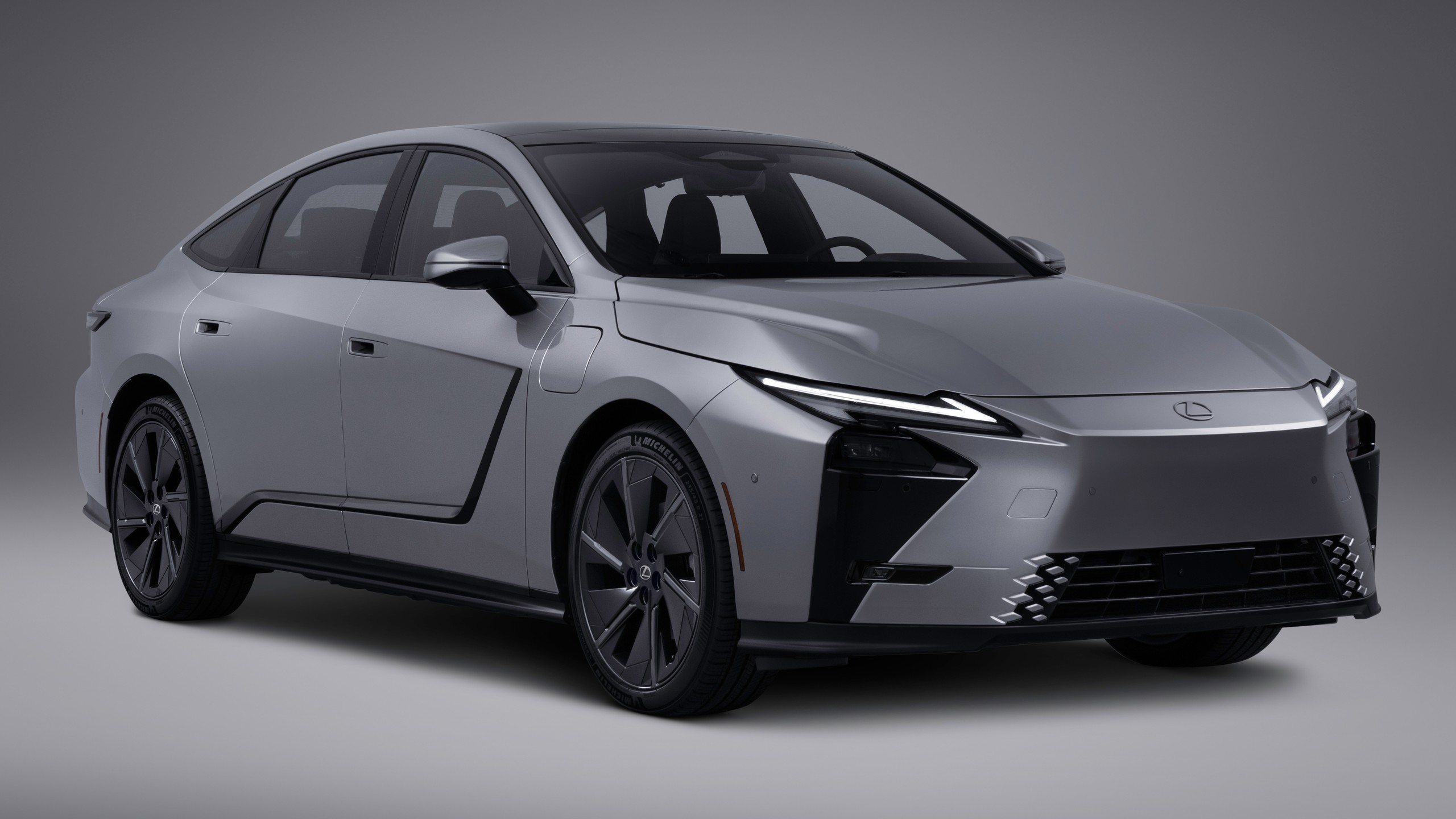 2026 Lexus ES500e Luxury US market 16