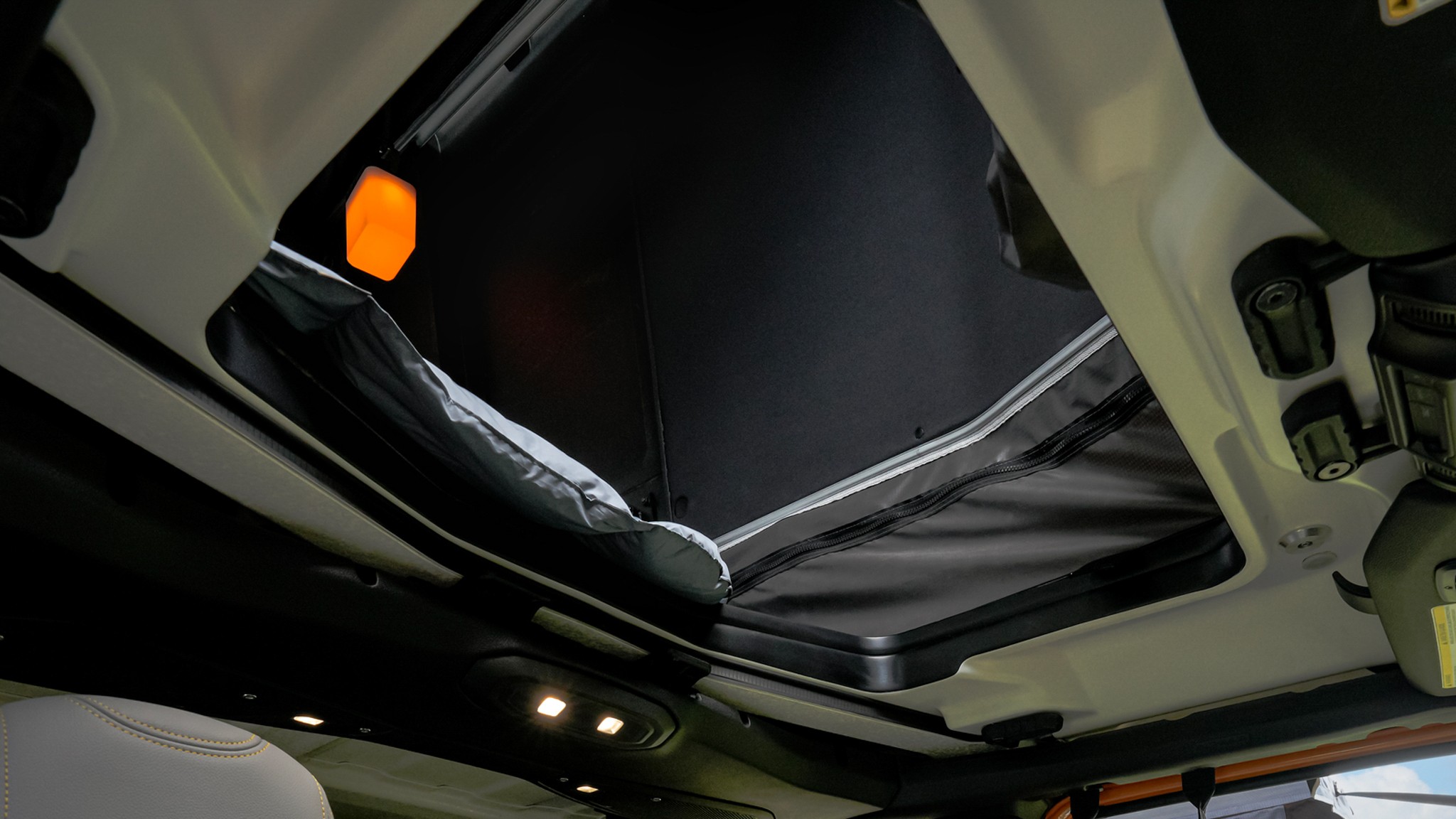 2025 Jeep Wrangler 4xe Dometic Awning Rooftop Tent ARTT Sunchaser Concept 6