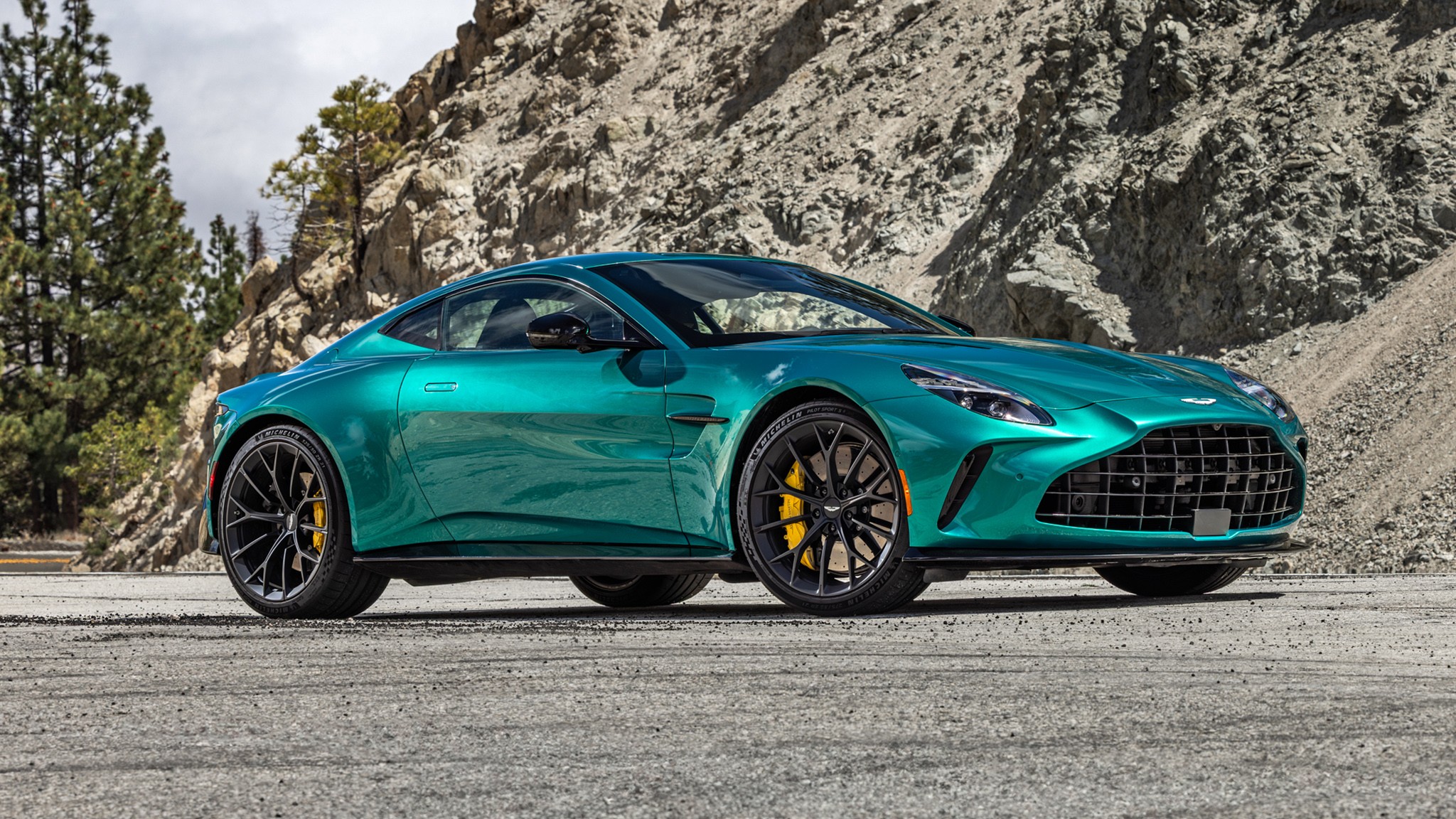 016 2025 Aston Martin Vantage