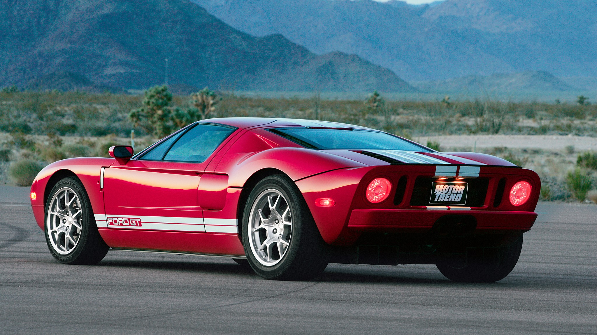 039 2005 ford gt