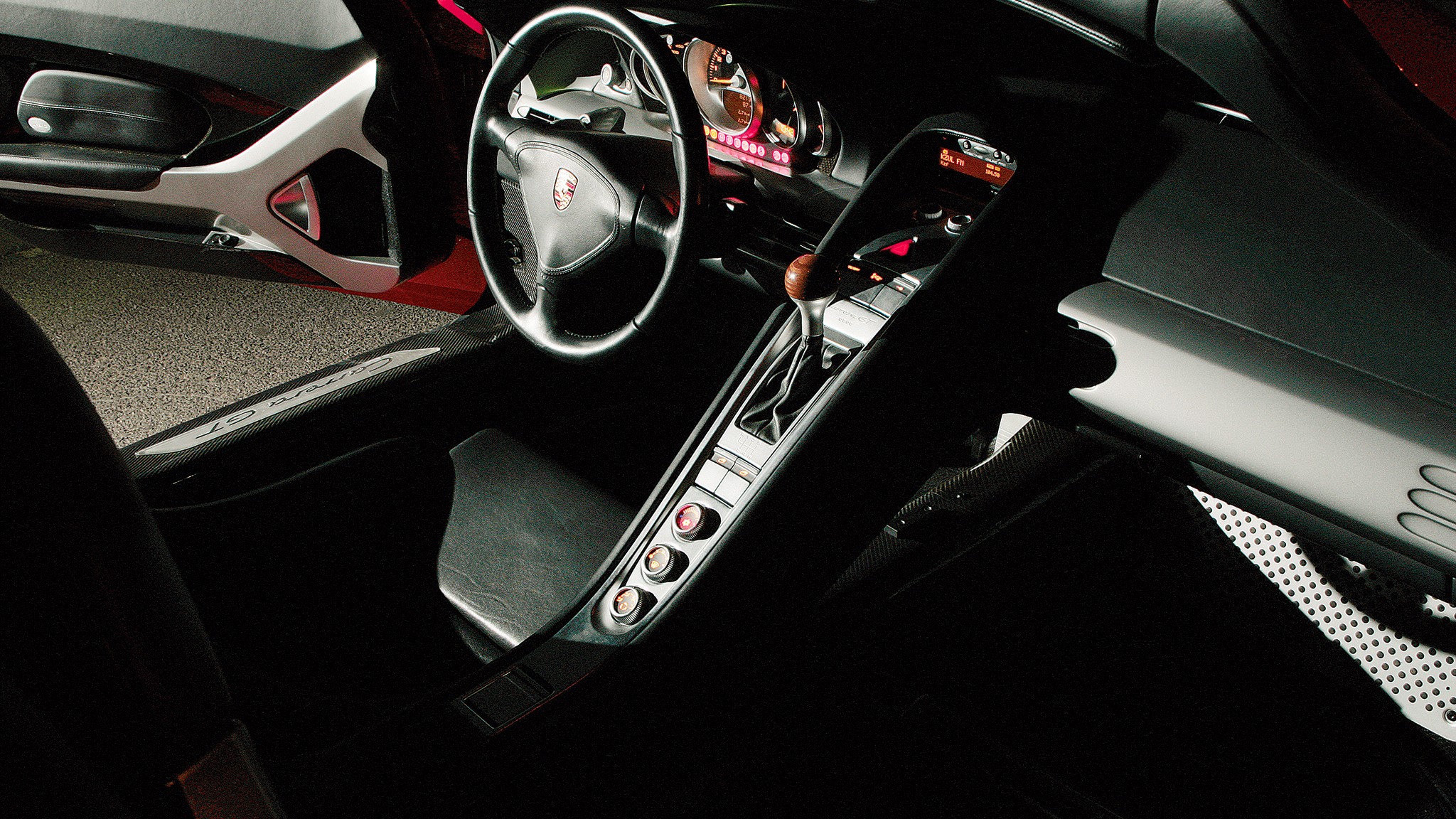 007 2004 porsche carrera gt