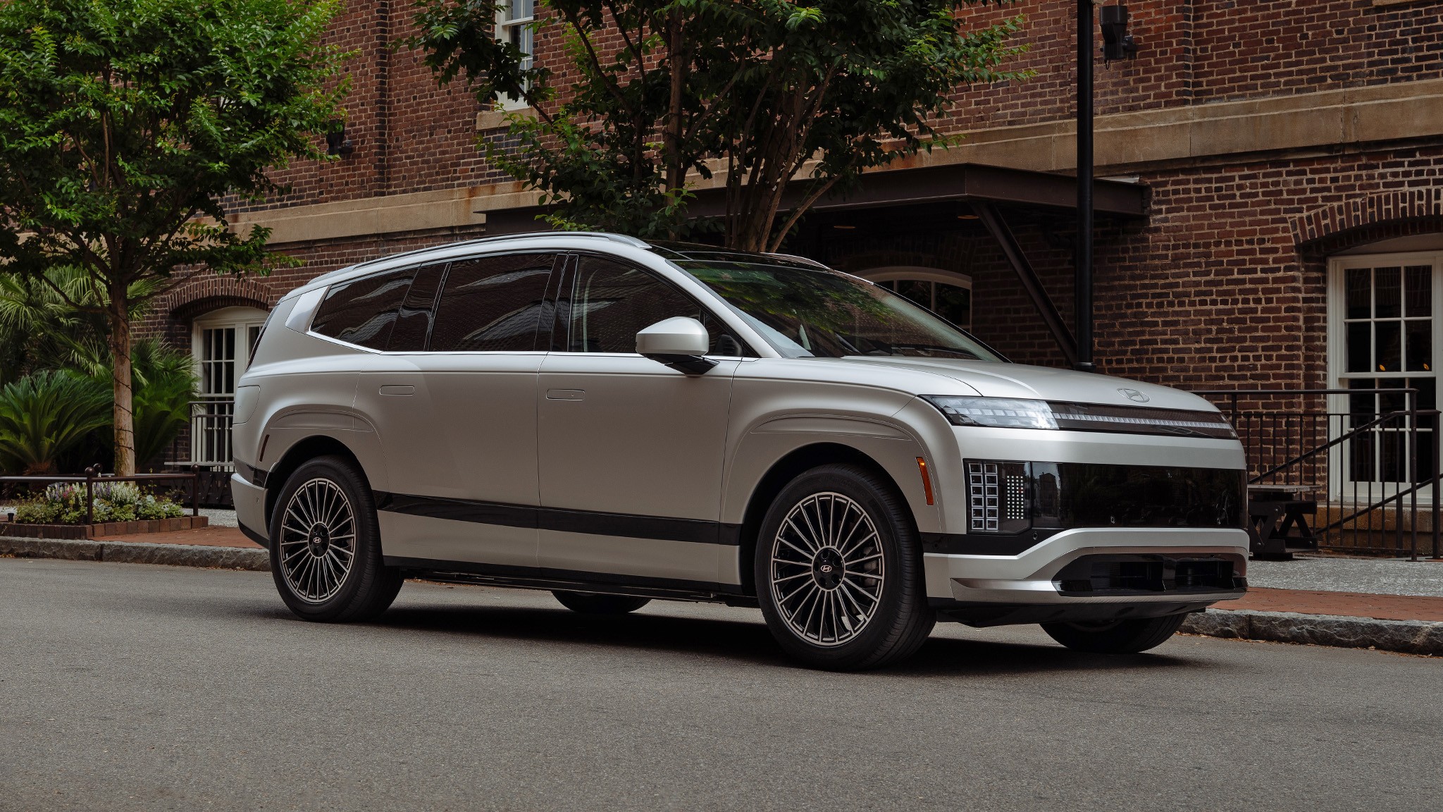 20 2026 Hyundai Ioniq 9 EV first drive