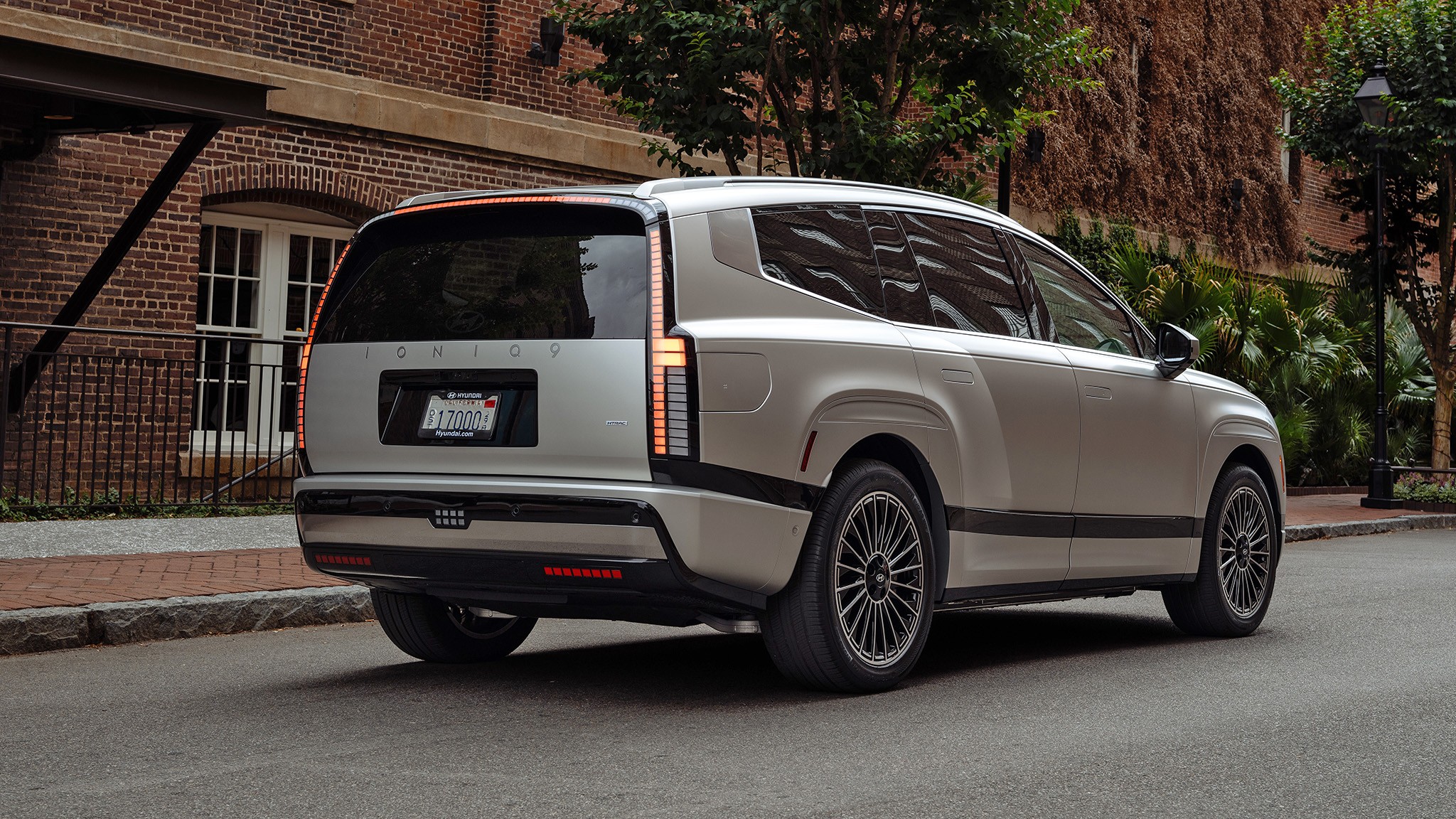 27 2026 Hyundai Ioniq 9 EV first drive