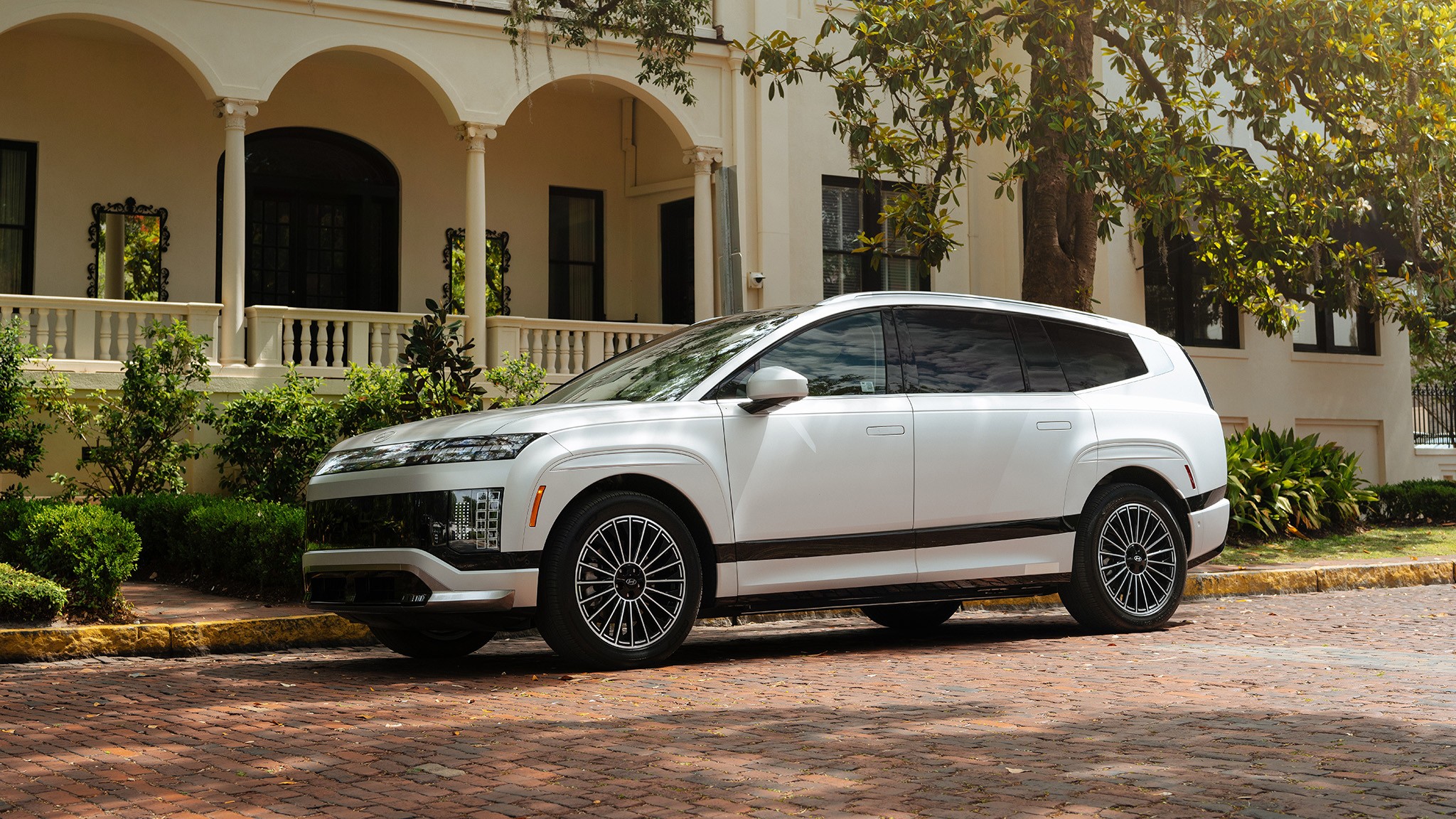 37 2026 Hyundai Ioniq 9 EV first drive