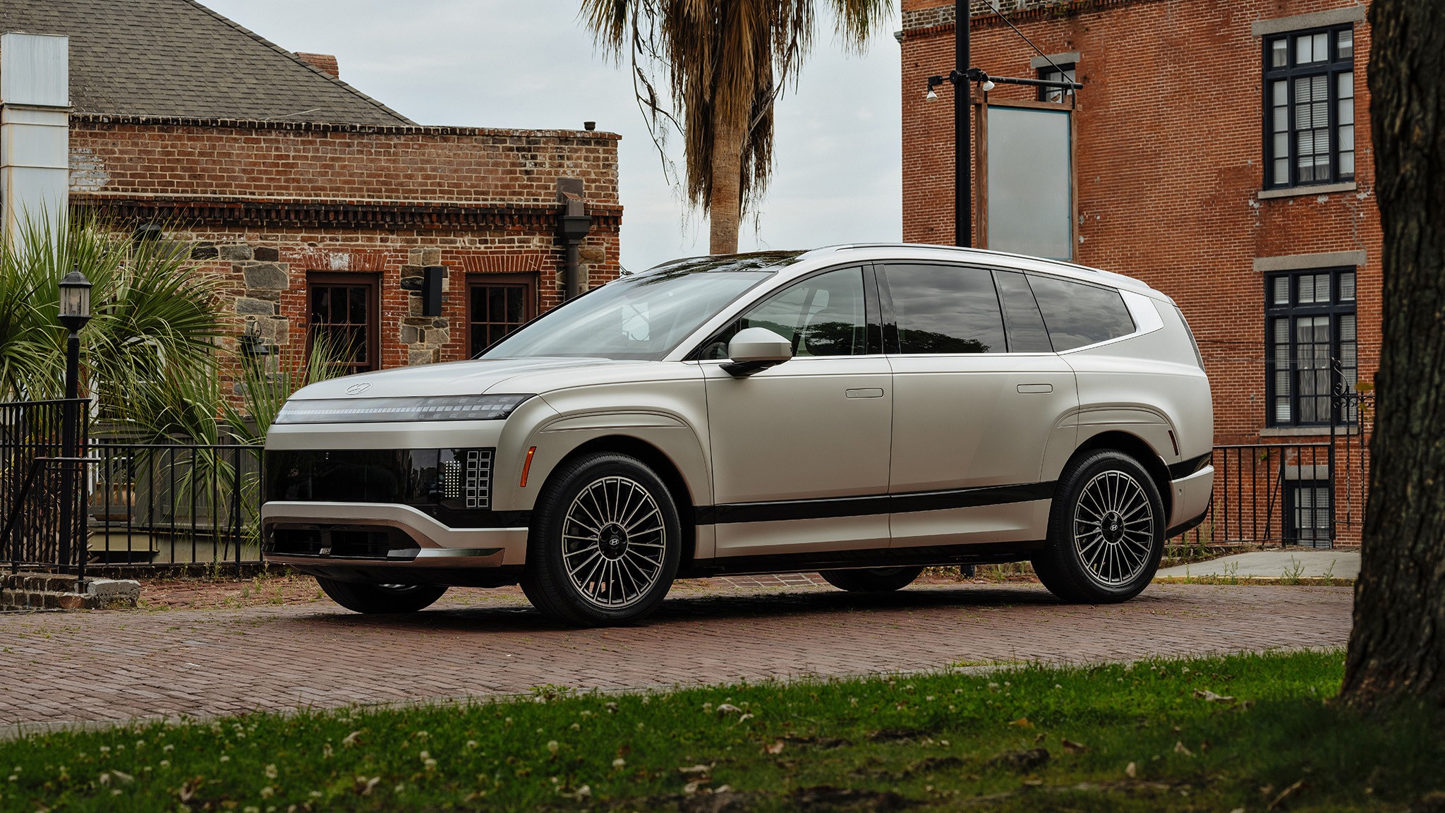 45 2026 Hyundai Ioniq 9 EV first drive