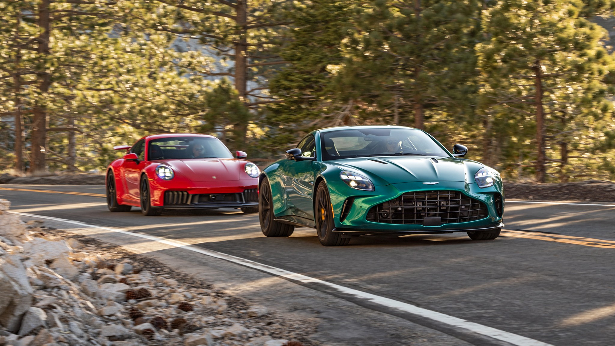 013 2025 Aston Martin Vantage Porsche 911