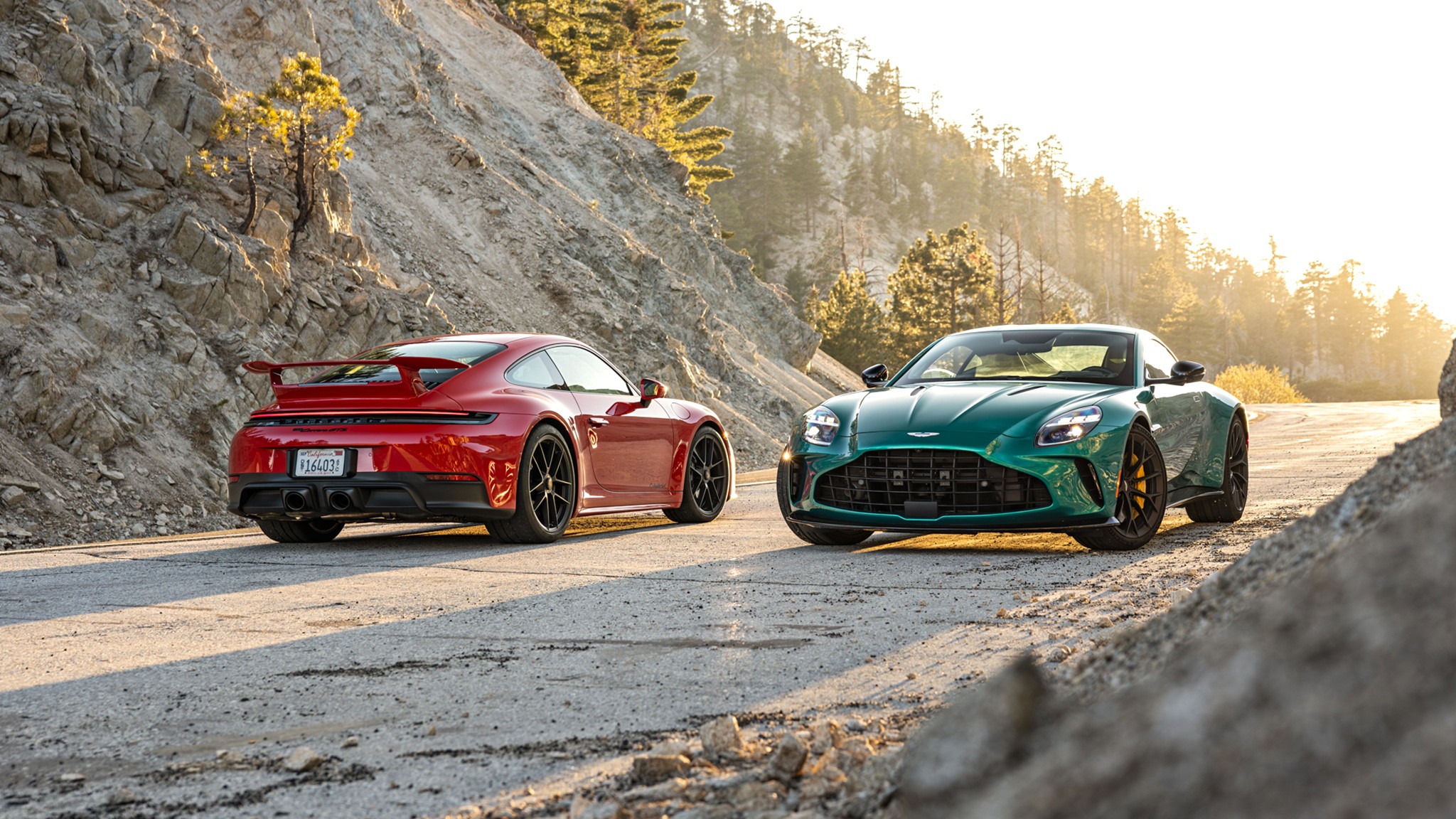 018 2025 Aston Martin Vantage Porsche 911