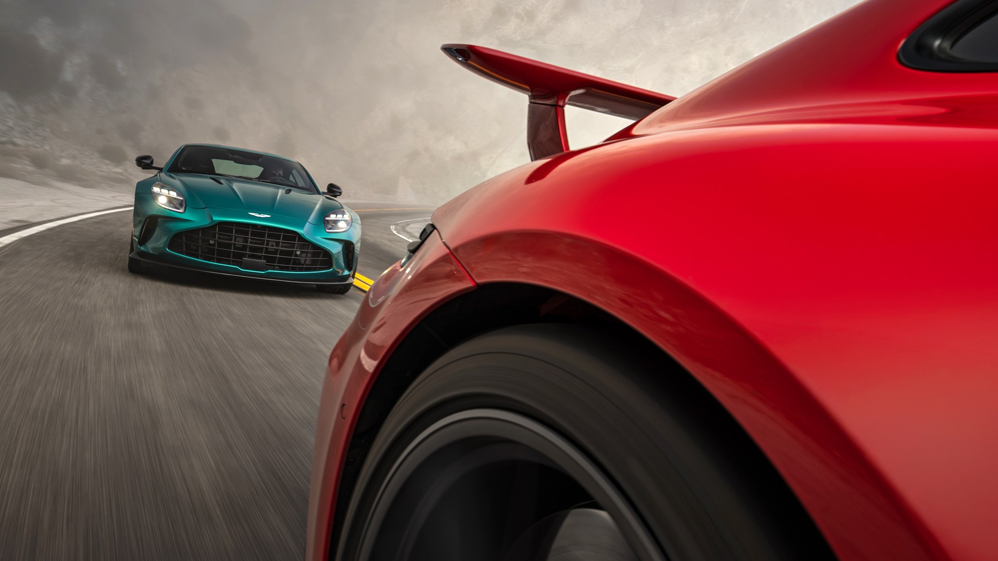 023 2025 Aston Martin Vantage Porsche 911