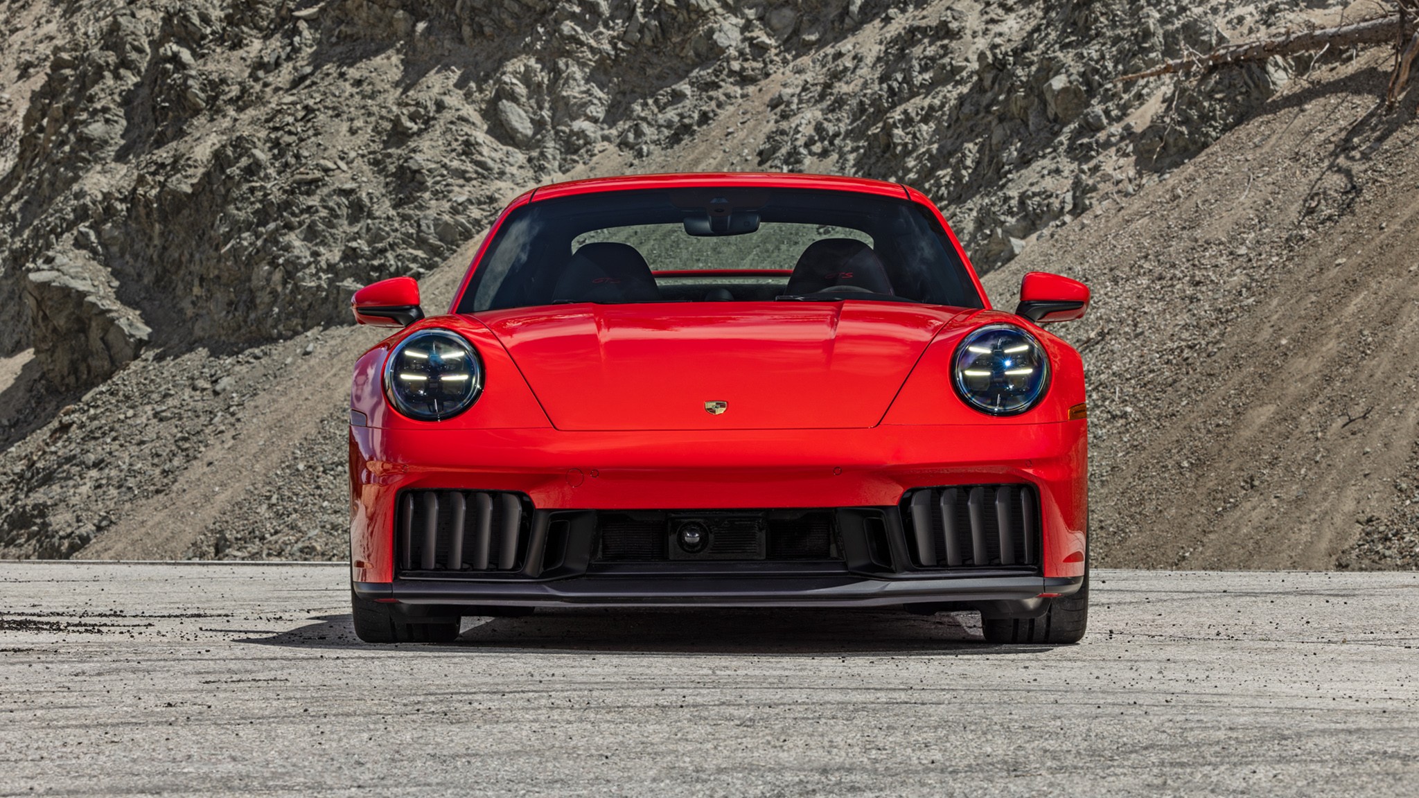 012 2025 Porsche 911 T hybrid