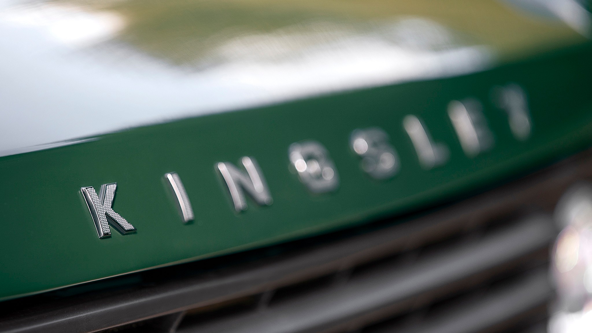 23 Kingsley Range Rover Classic KSR First Drive badge showing raised