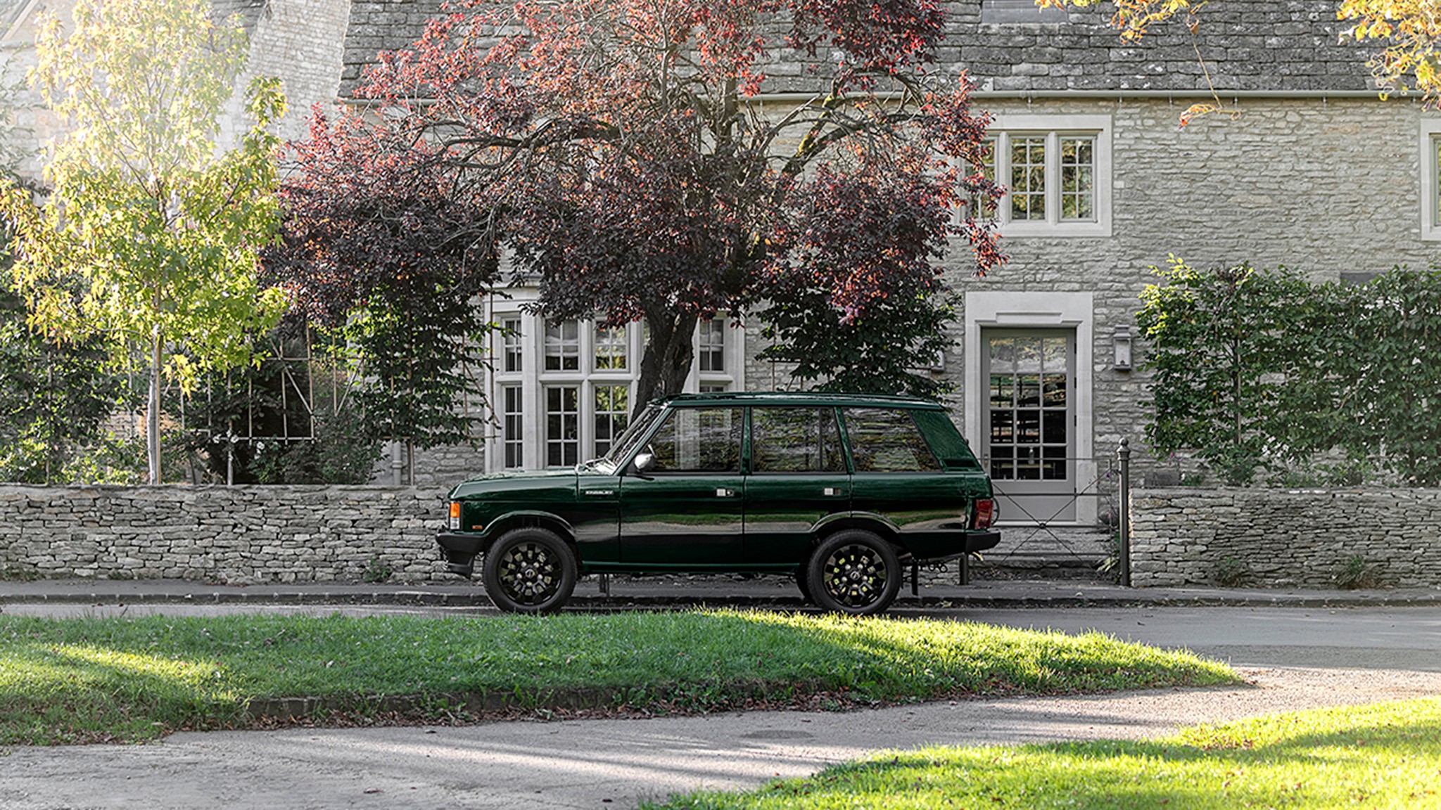 25 Kingsley Range Rover Classic KSR First Drive side shot