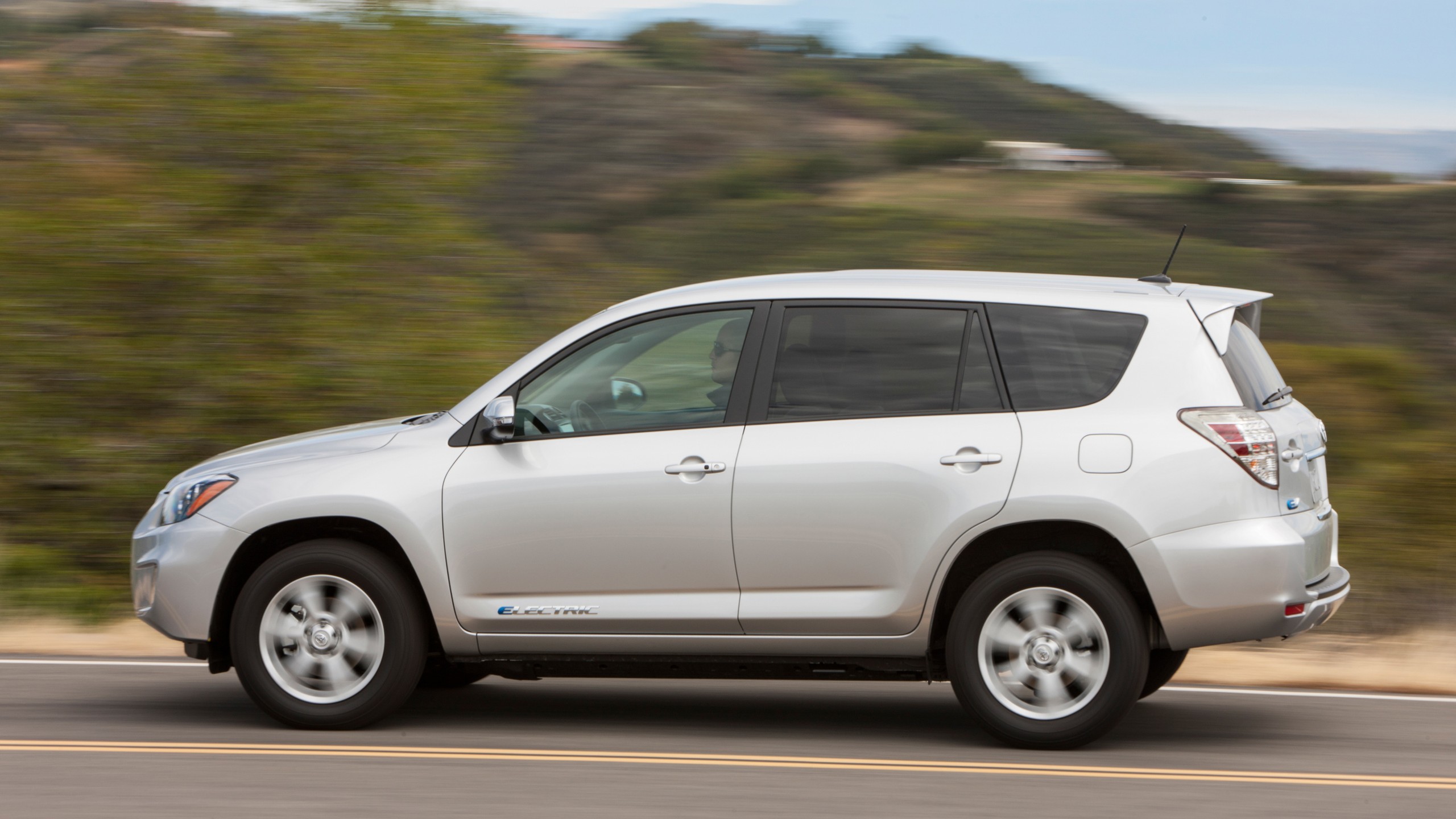 2012 Toyota RAV4 EV 42