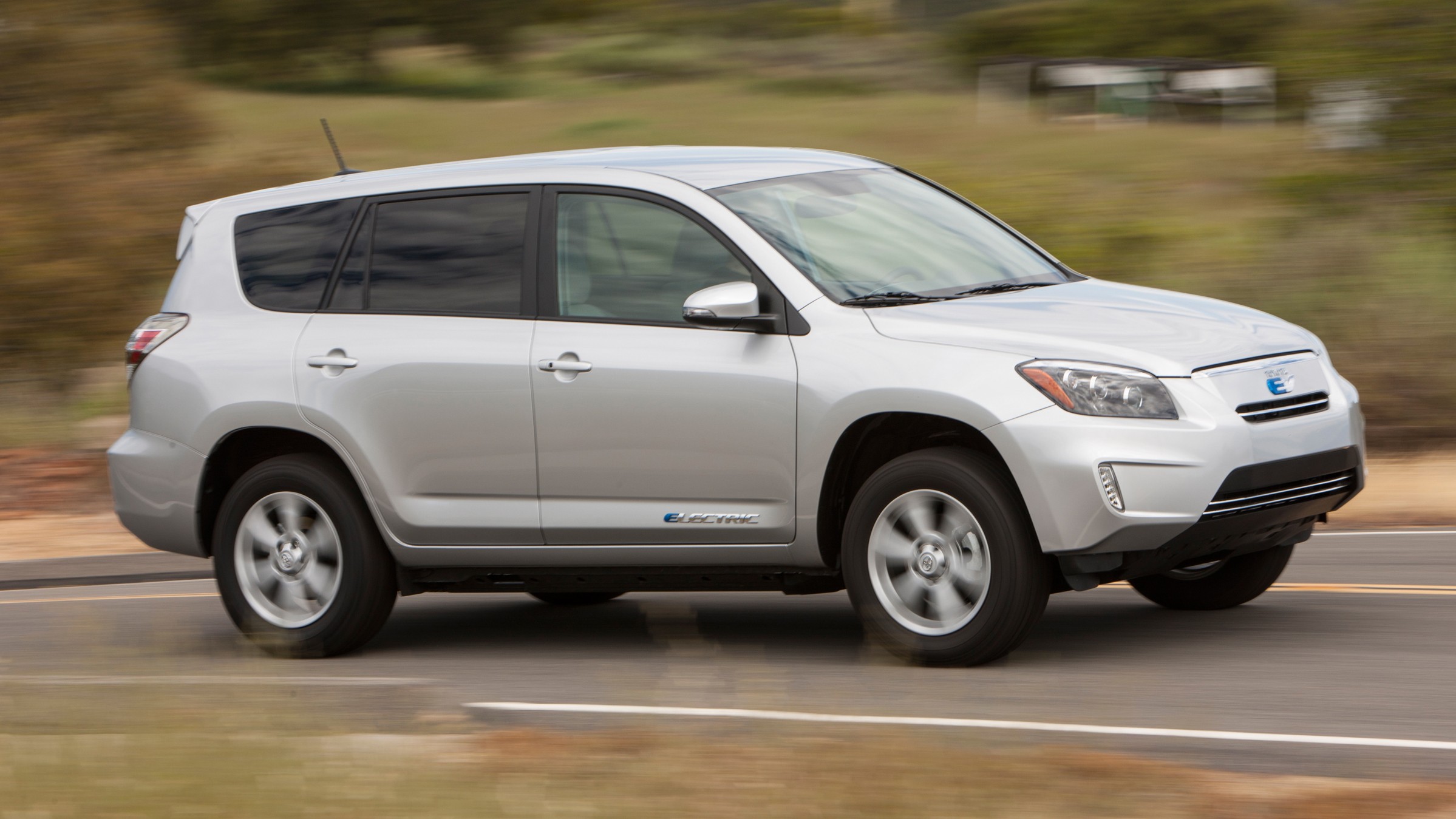 2012 Toyota RAV4 EV 43