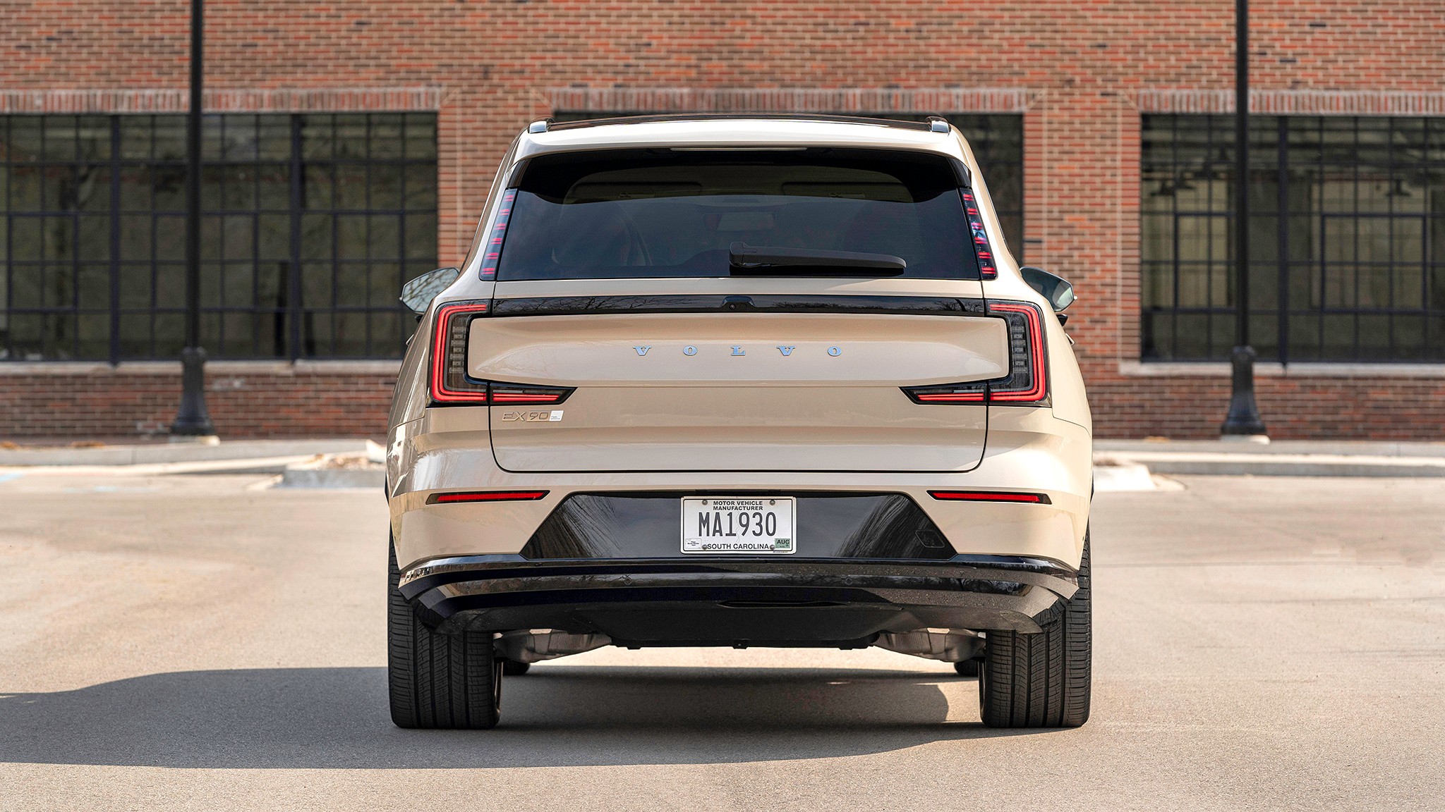 018 2025 Volvo EX90 Twin Motor Performance Ultra first test