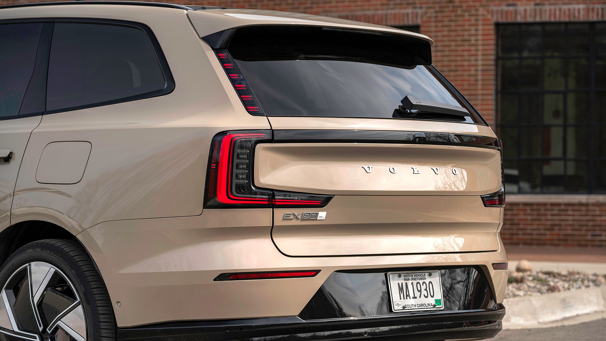 022 2025 Volvo EX90 Twin Motor Performance Ultra first test