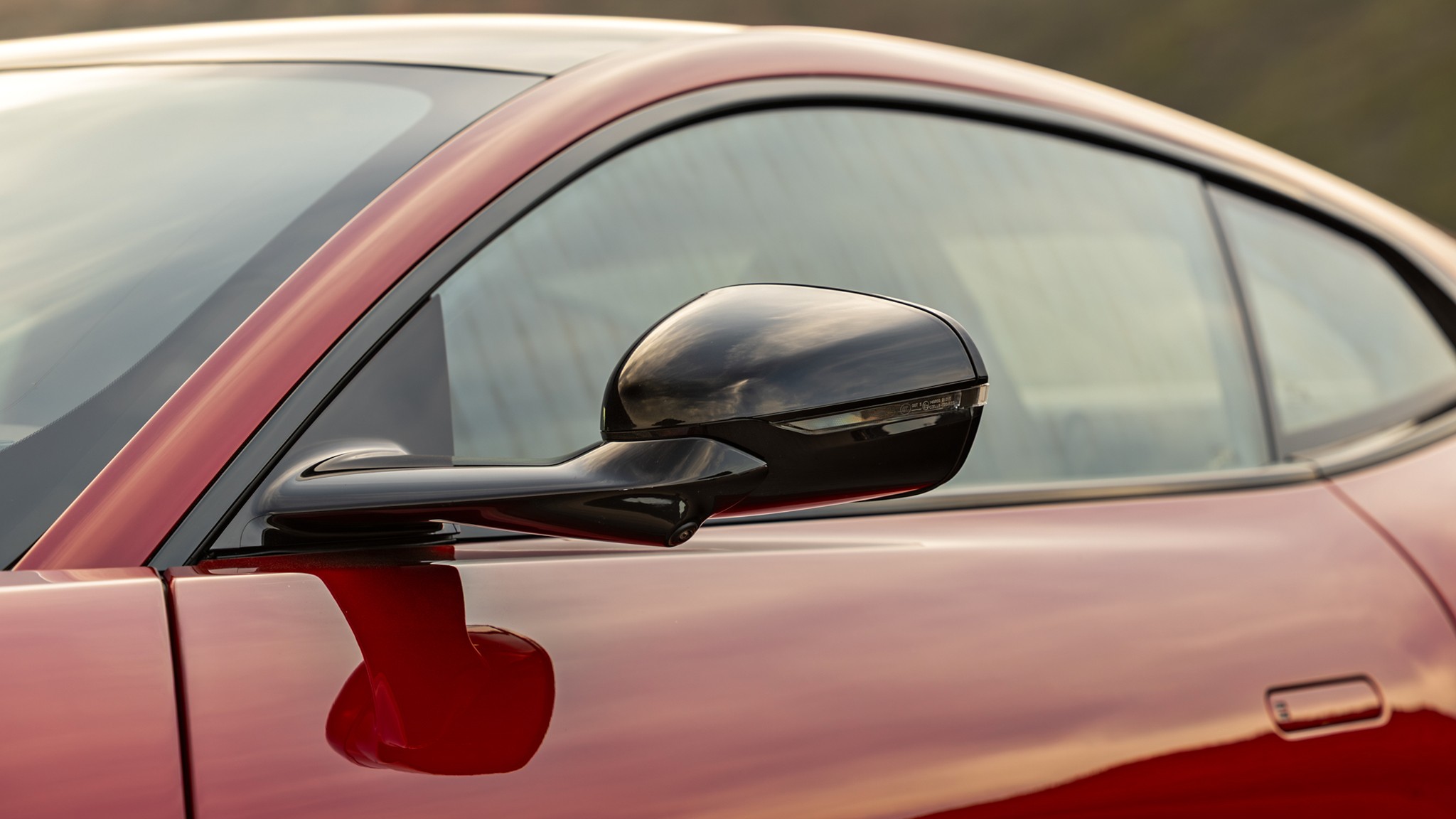 017 2025 Aston Martin Vanquish