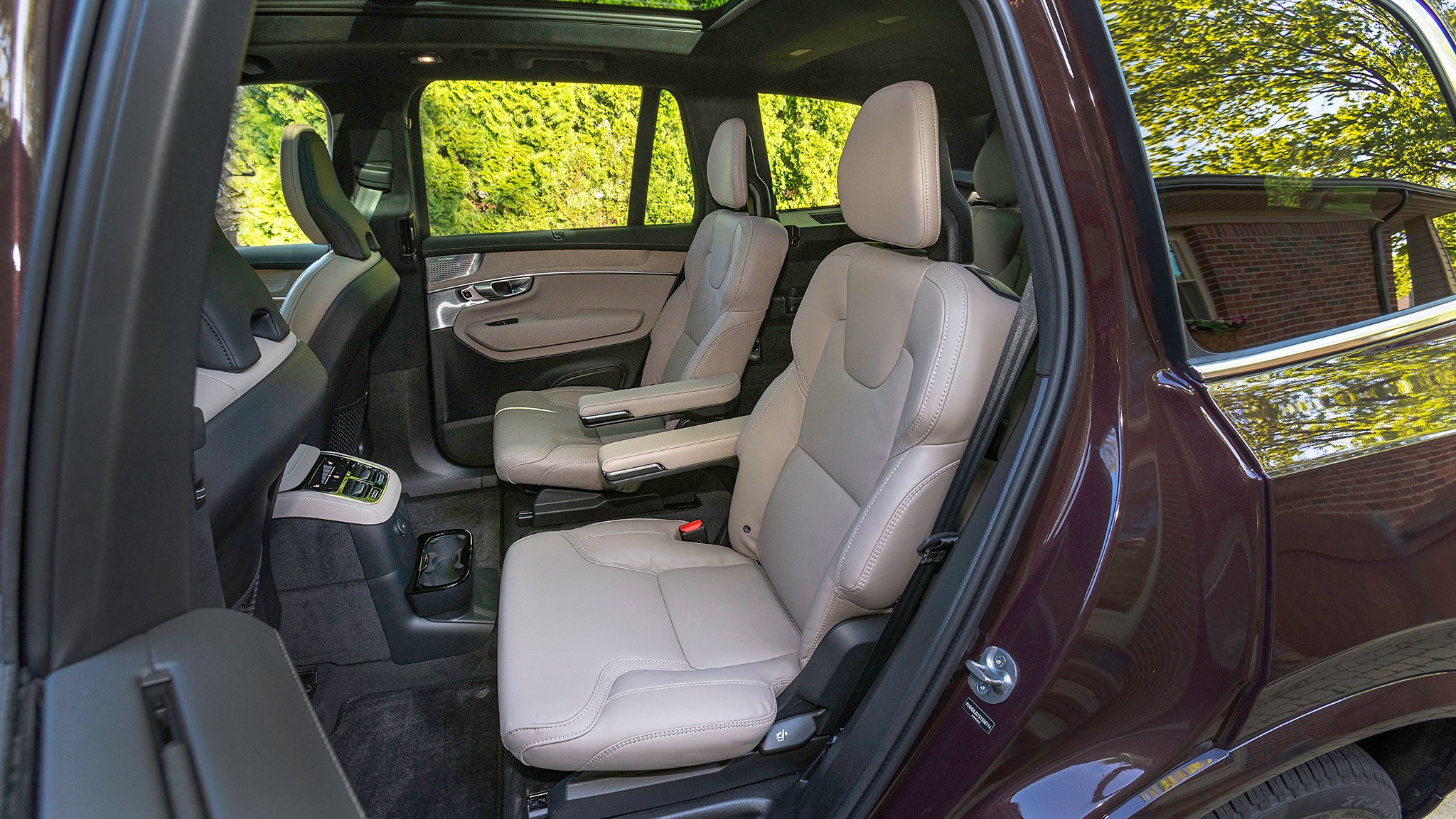 025 2025 Volvo XC90 Ultra T8 AWD