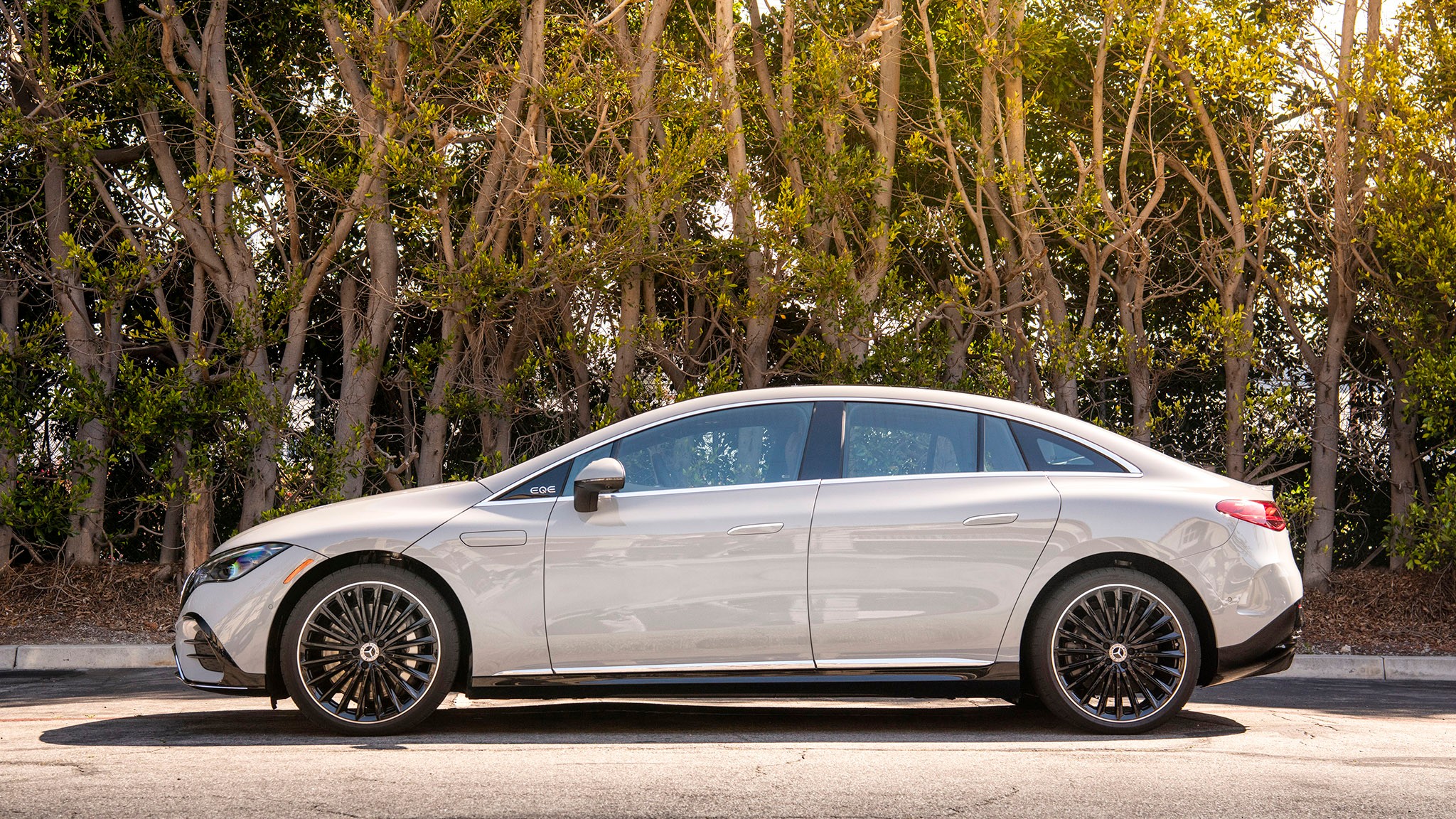 011 2025 Mercedes Ben EQE 500