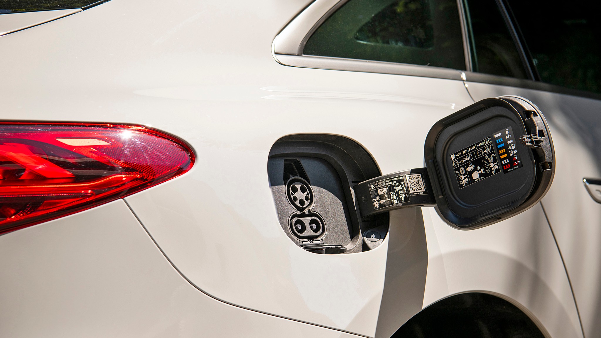 015 2025 Mercedes Ben EQE 500