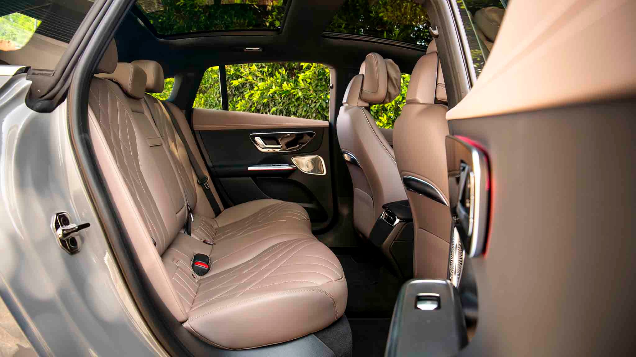 018 2025 Mercedes Ben EQE 500