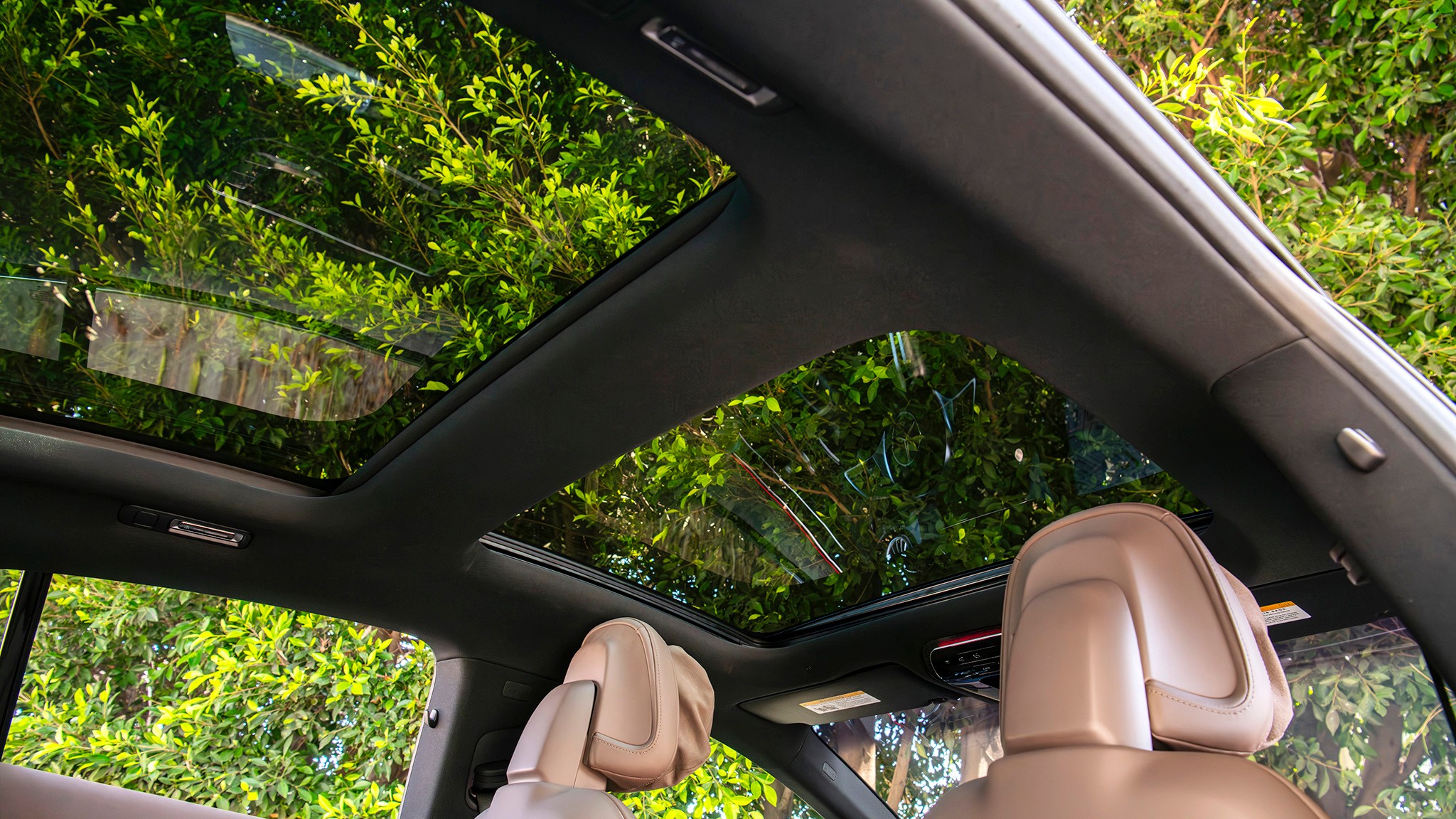 019 2025 Mercedes Ben EQE 500