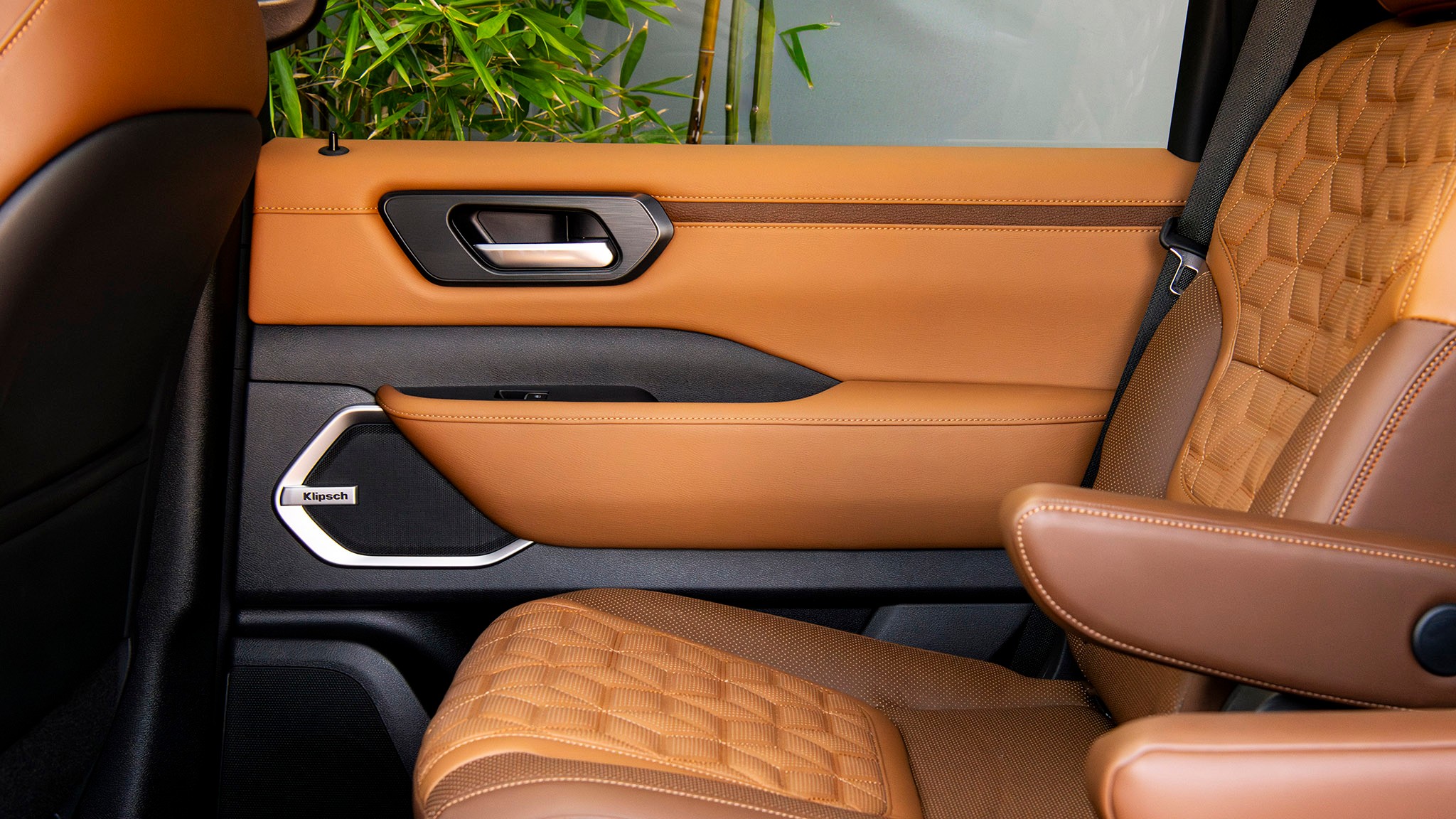 018 2025 Nissan Armada