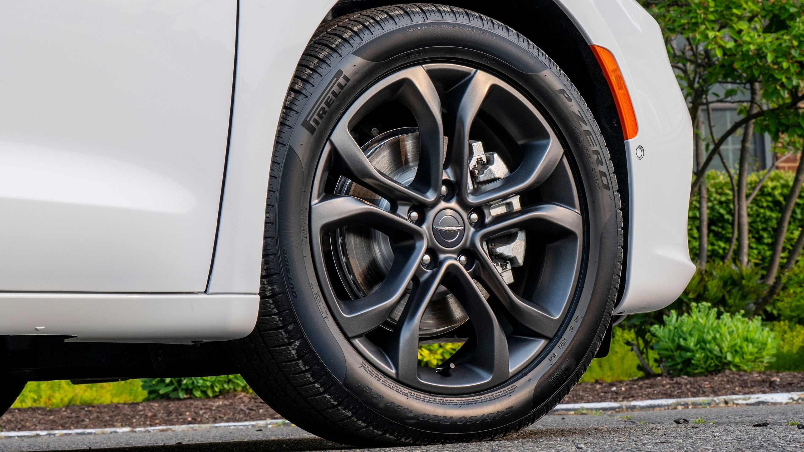 2026 Chrysler Pacifica 100th Anniversary Edition minivan 12