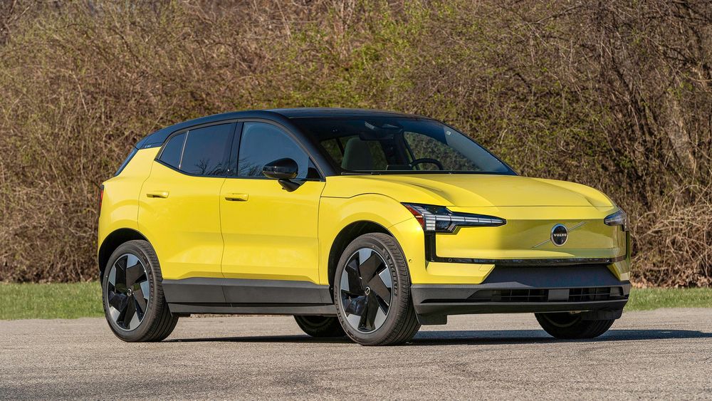012 2025 Volvo EX30 Twin Motor Performance Ultra