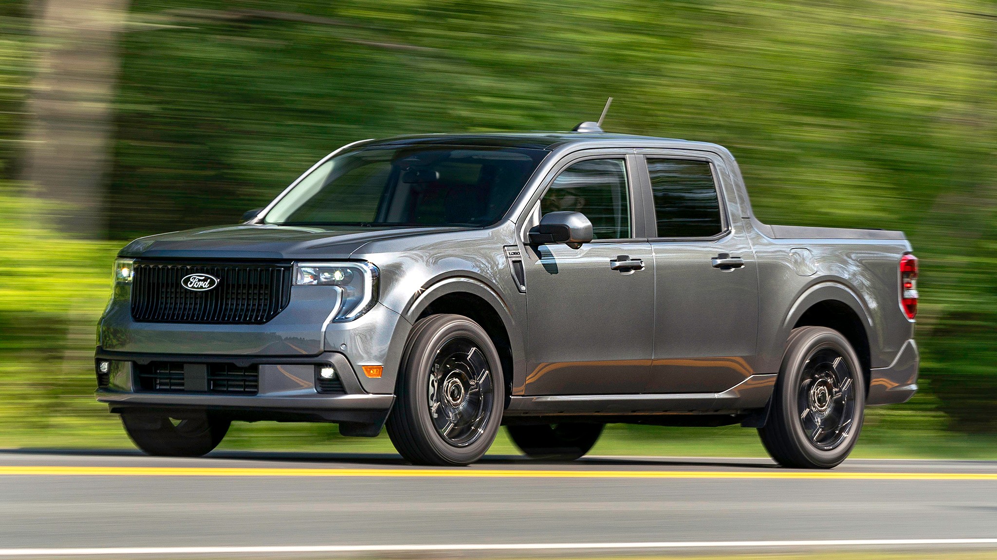 LEAD 001 2025 Ford Maverick Lobo