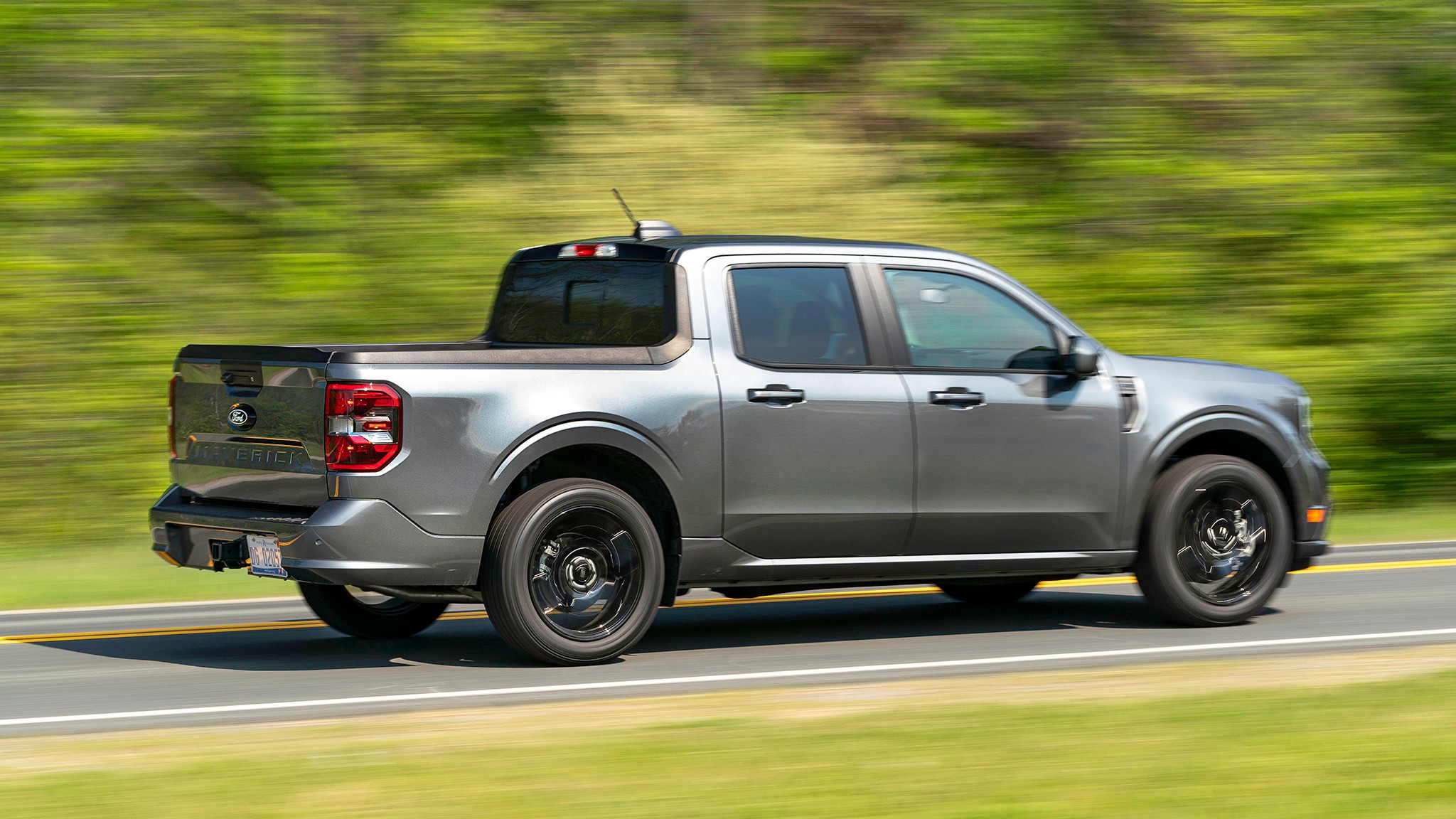 005 2025 Ford Maverick Lobo