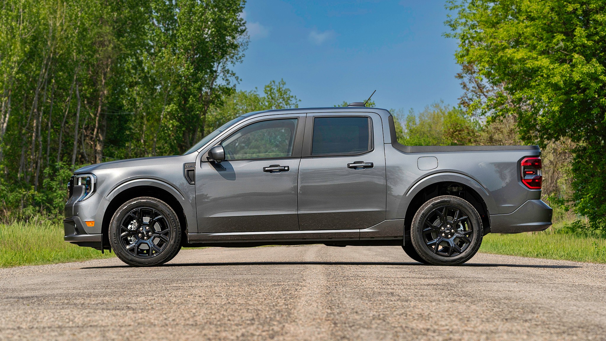 009 2025 Ford Maverick Lobo