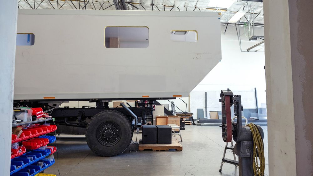 004 2025 Hunter RMV Shop