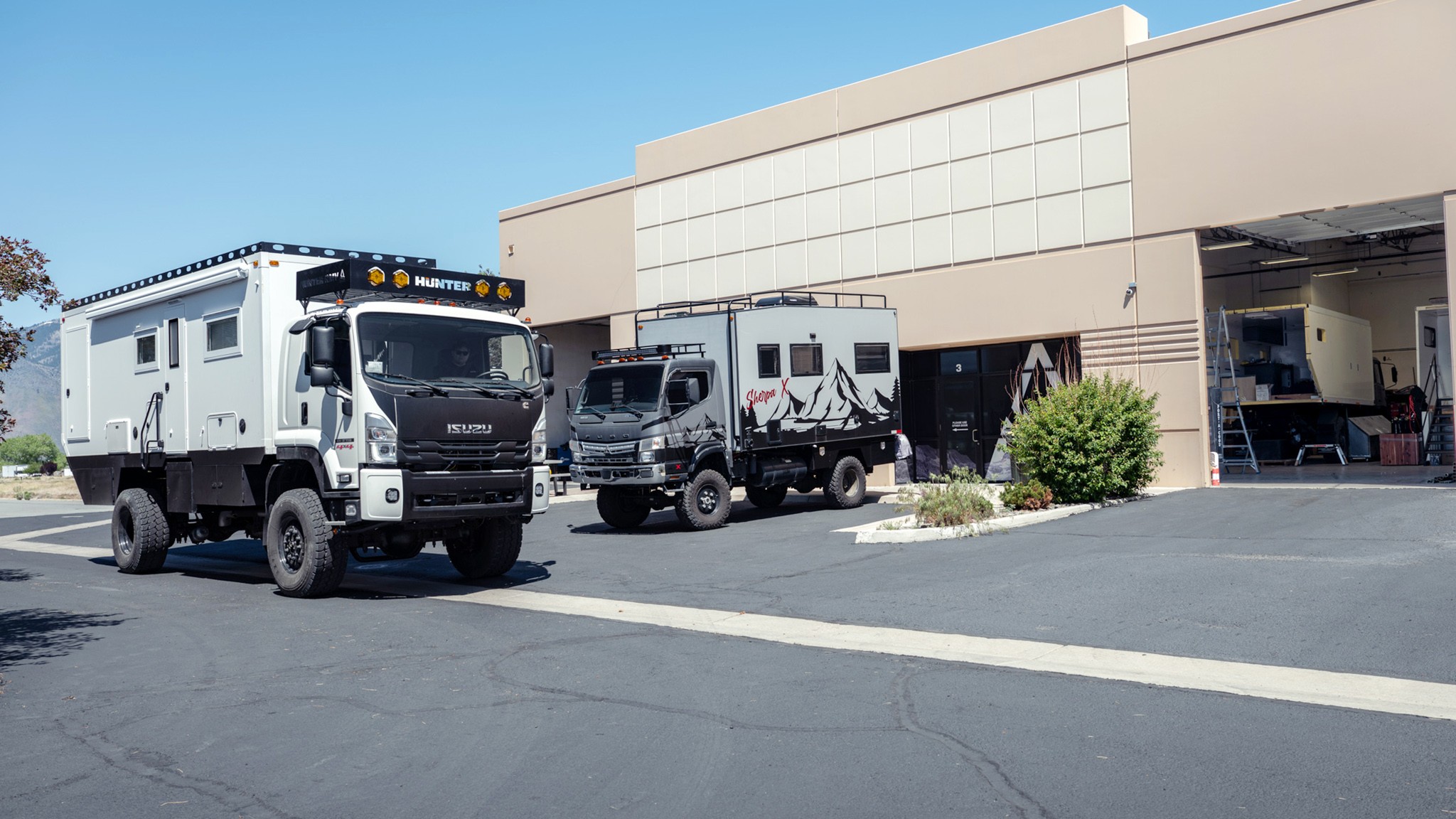 001 2025 Hunter RMV Shop