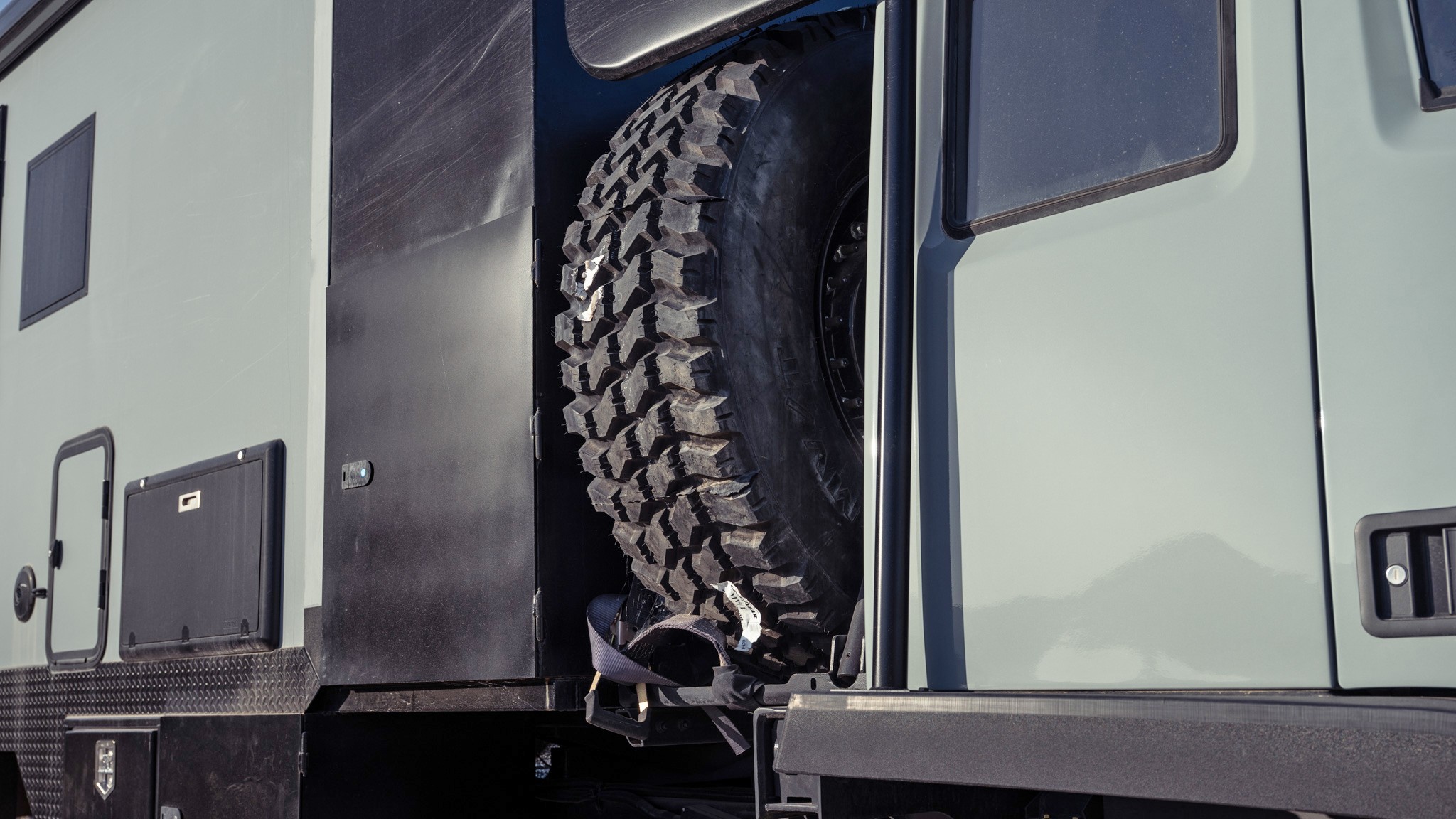 014 2024 Acela Monterra GL 4x4 Sherpa X